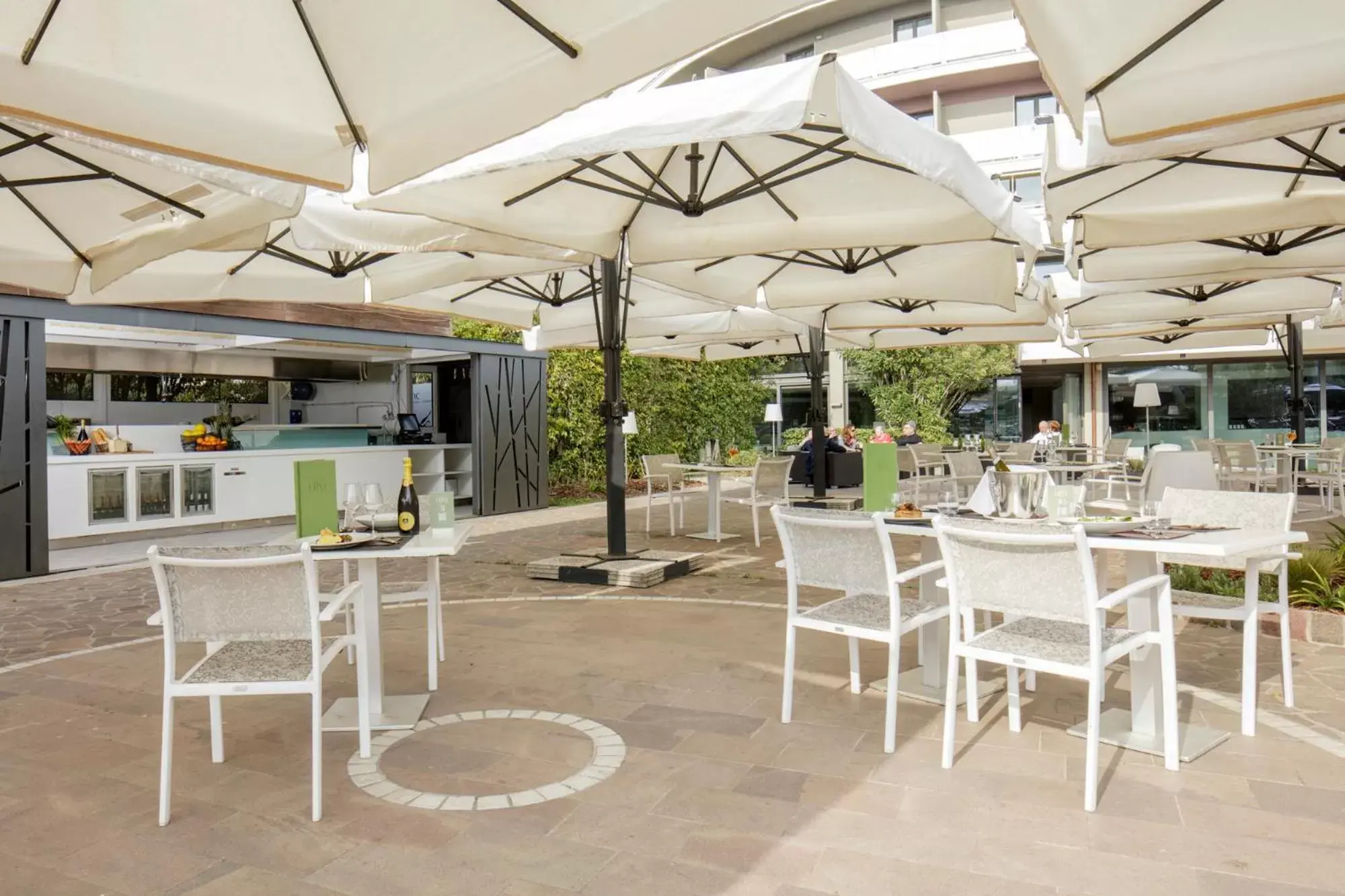 Patio in Galzignano Resort Terme & Golf - Hotel Majestic Patio in Galzignano Resort Terme & Golf - Hotel Majestic