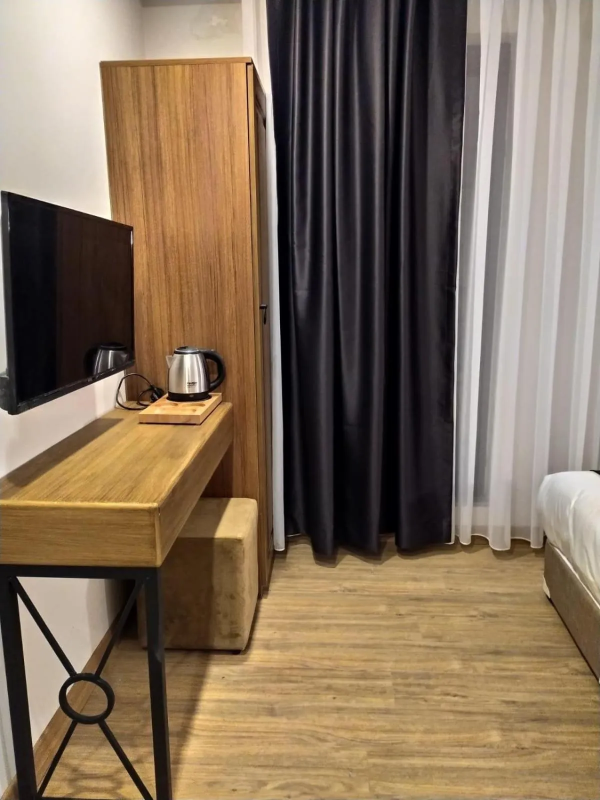 TV/Entertainment Center in NUPERA HOTEL