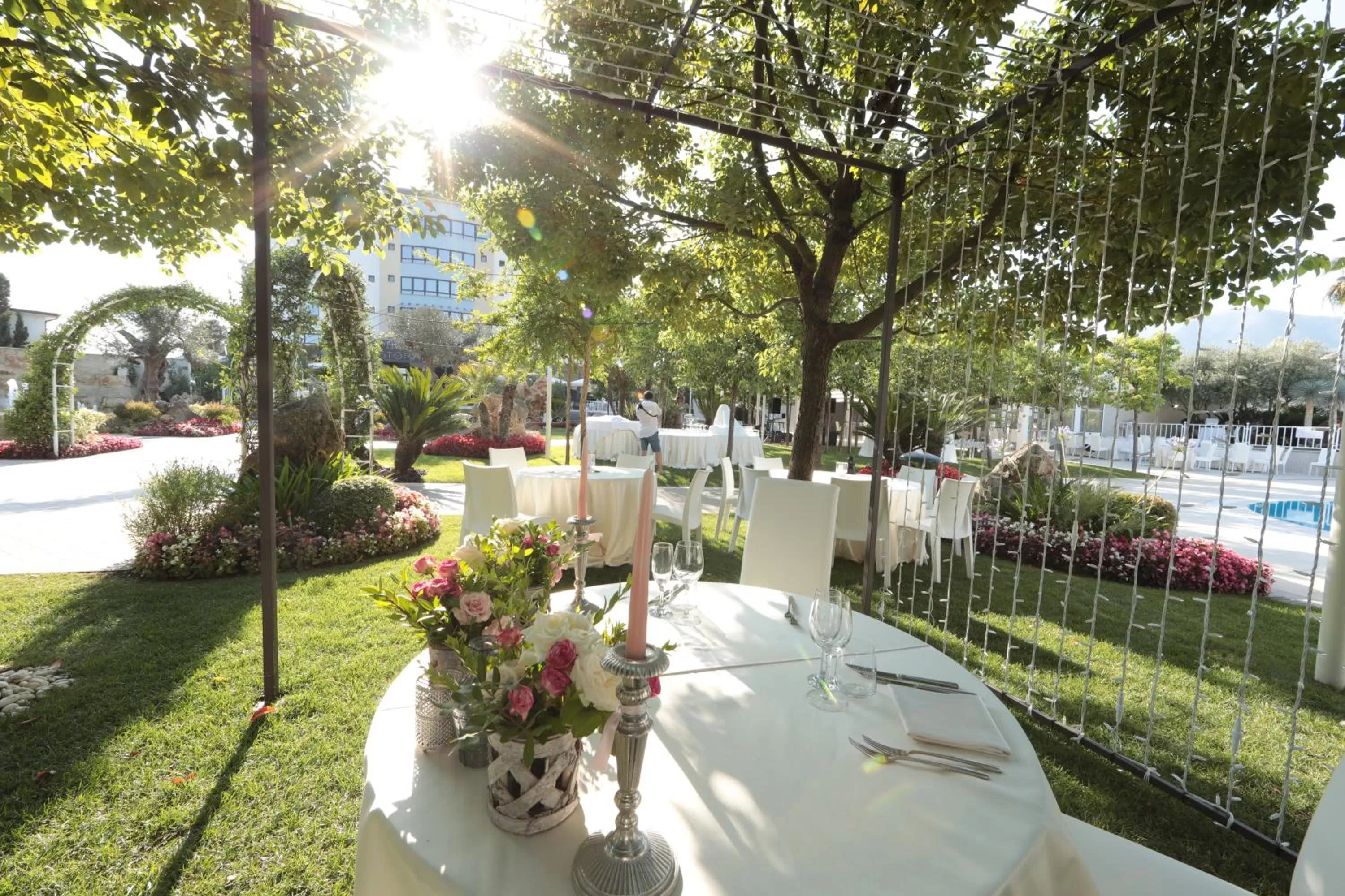 Garden in Edra Palace Hotel & Ristorante