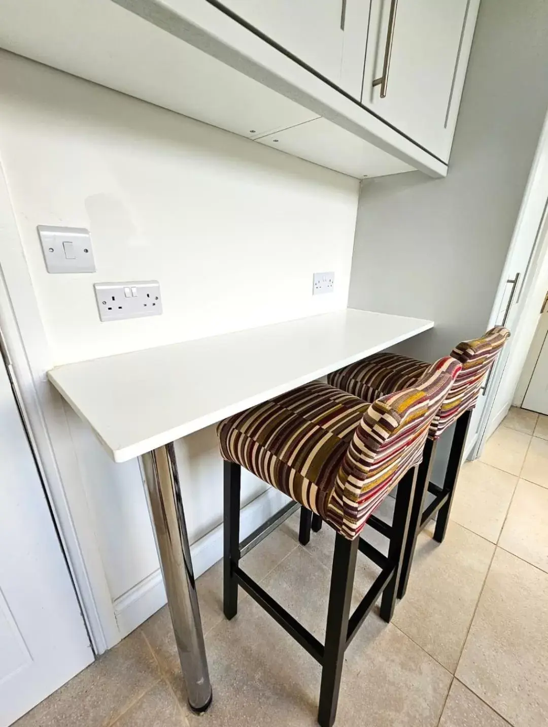 Kitchen or kitchenette, Dining Area in Granary Villa