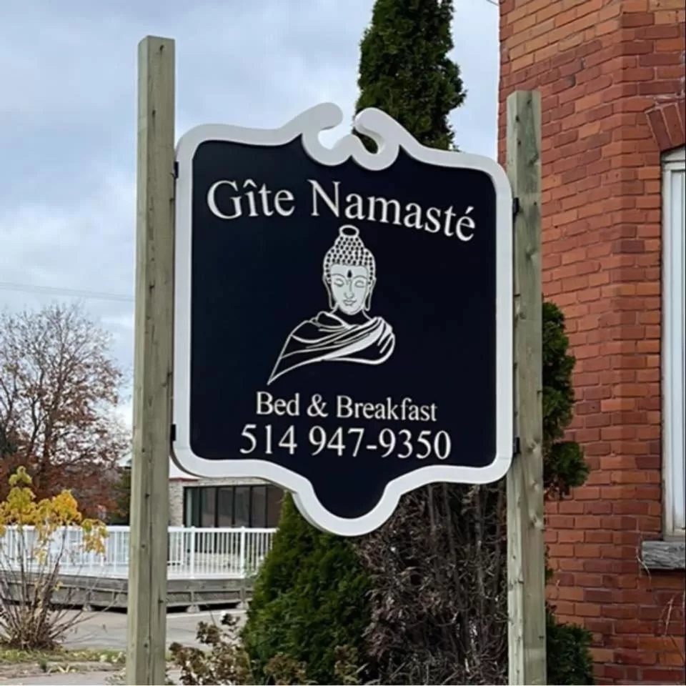 Property Logo/Sign in Gîte et Bistro Jazz Namasté