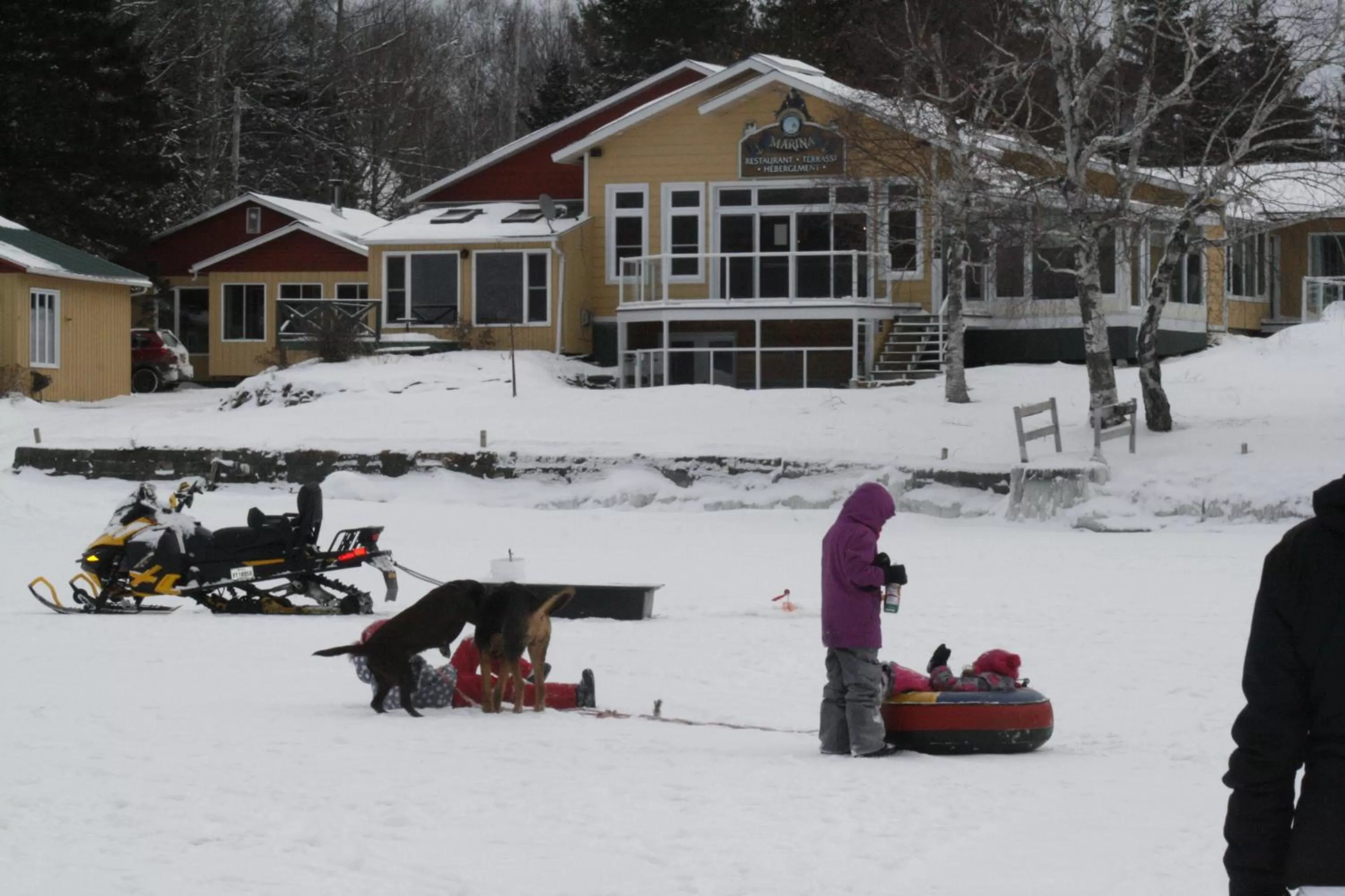 Winter in Auberge et Chalets sur le Lac