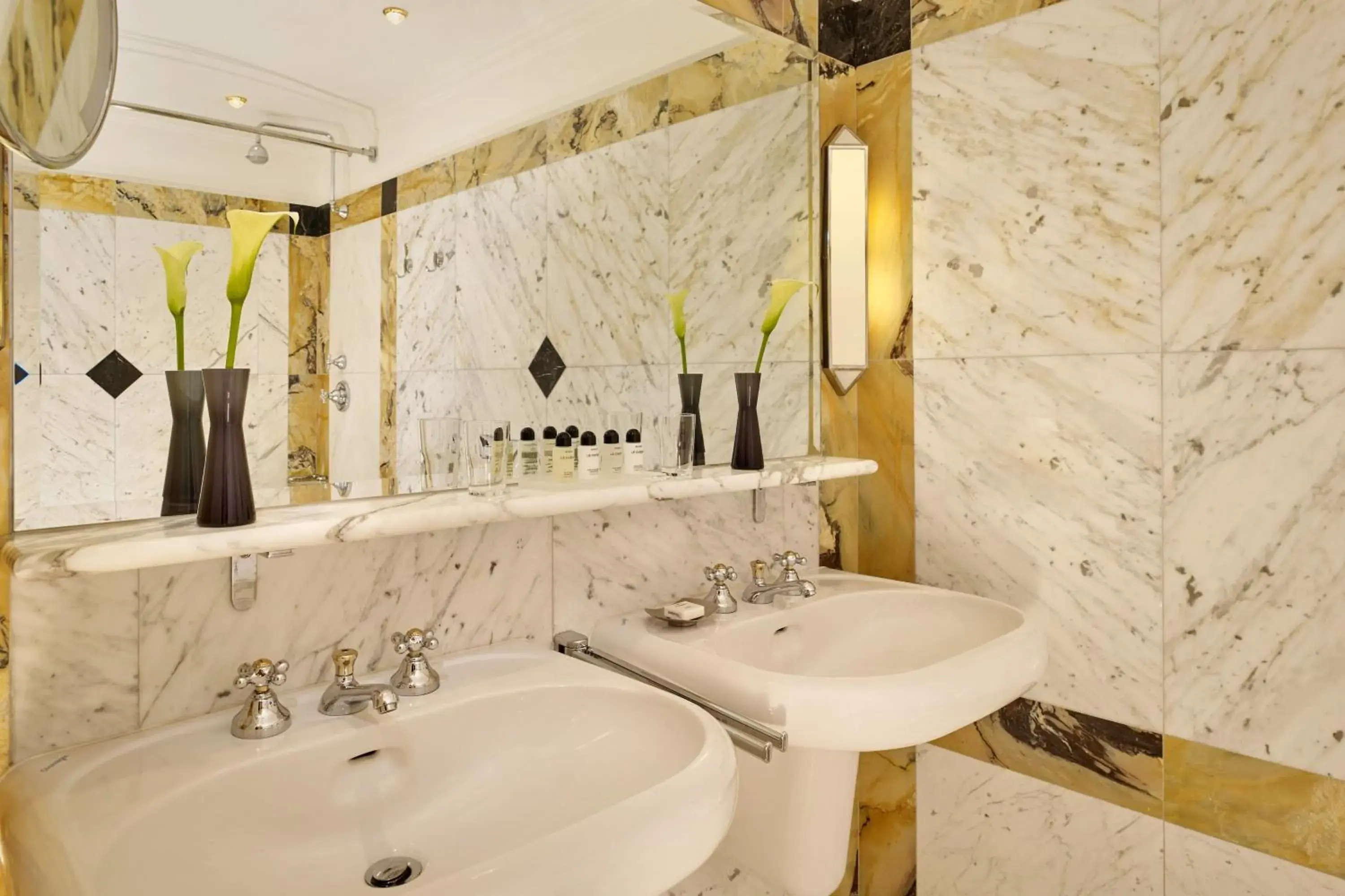 Bathroom in Hotel Bristol, a Luxury Collection Hotel, Vienna