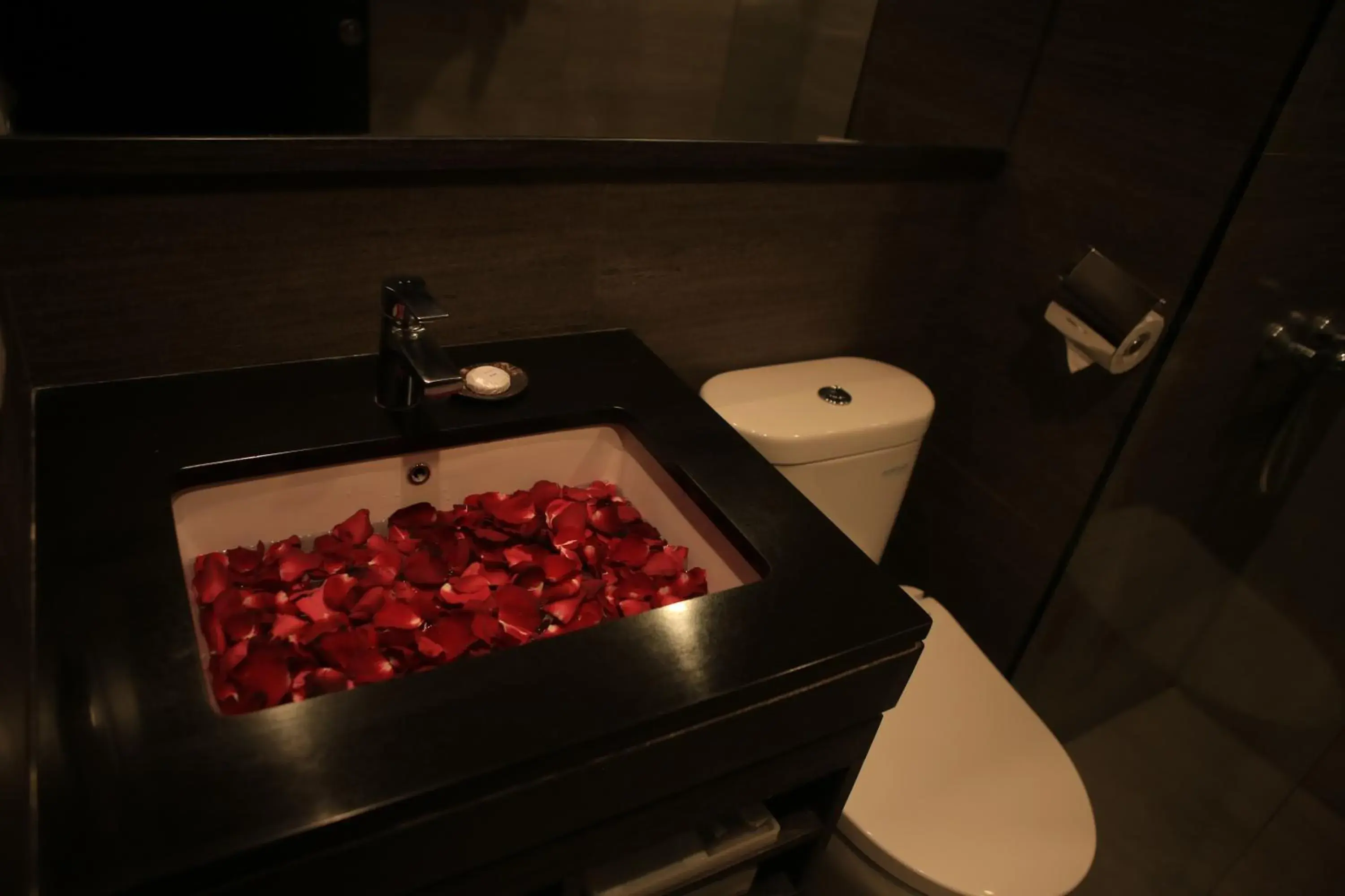 Bathroom in Grand Kuta Hotel And Residence