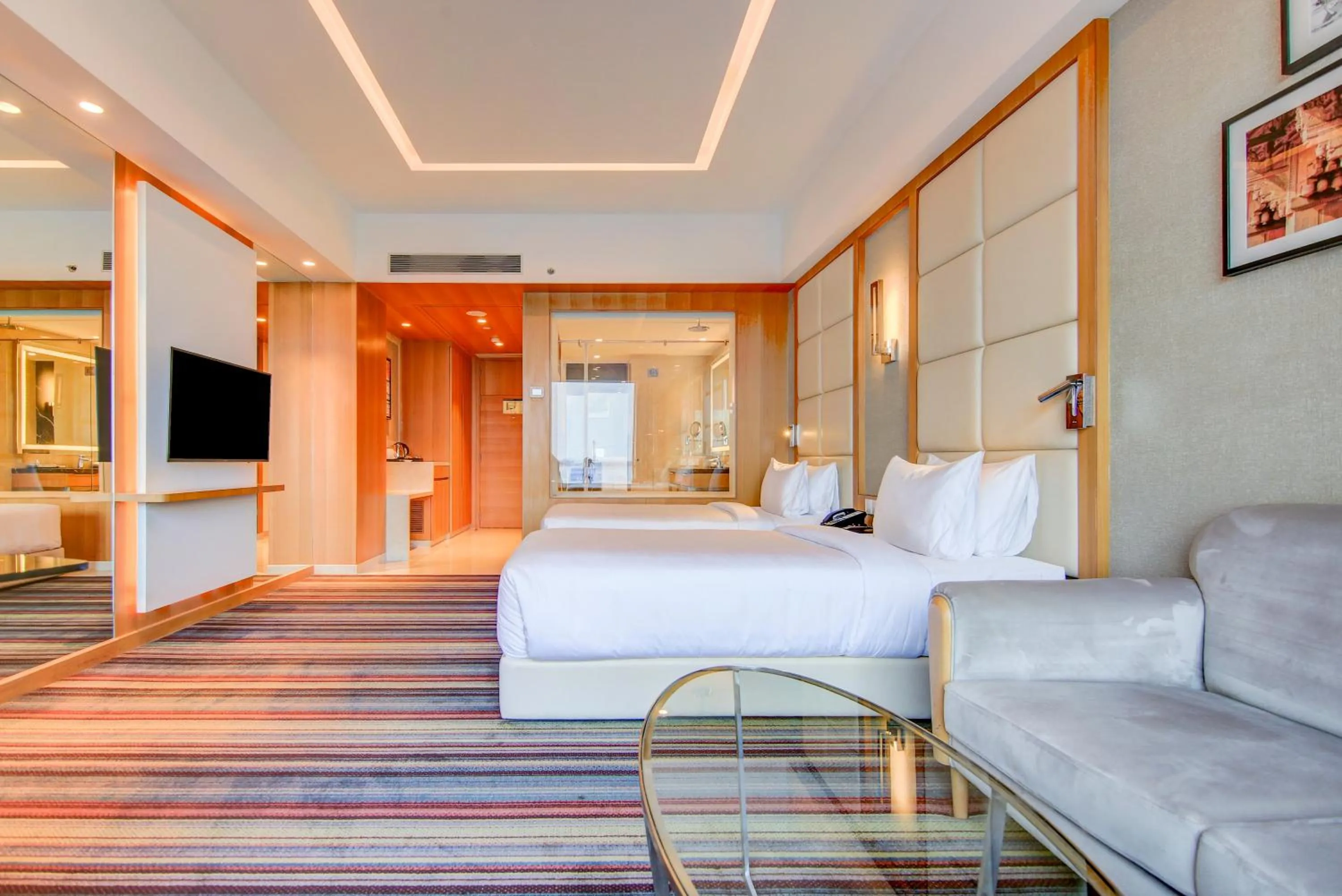 Photo of the whole room, Bed in Radisson Blu Gorakhpur