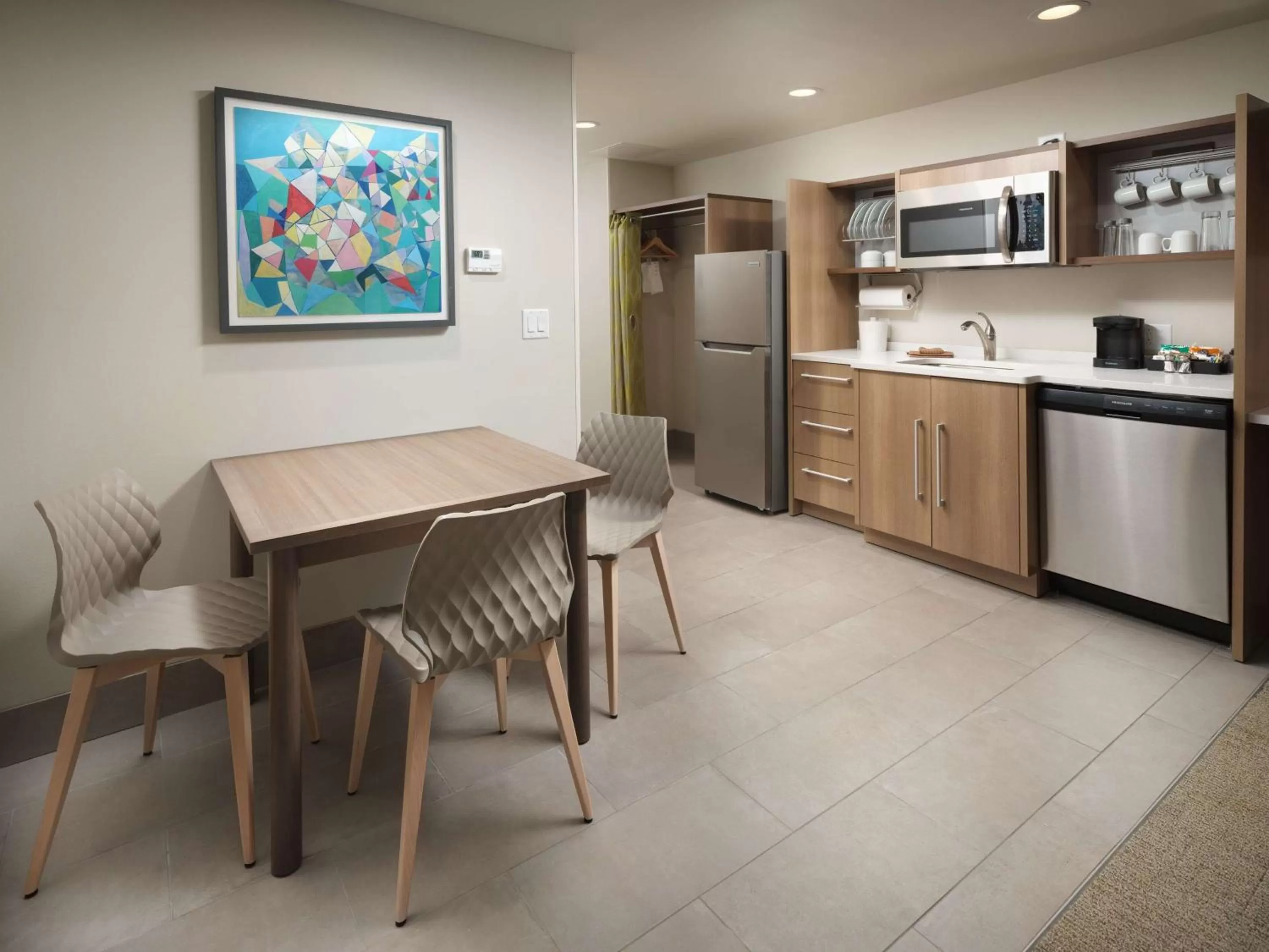 Kitchen or kitchenette in Home2 Suites By Hilton Chattanooga Hamilton Place