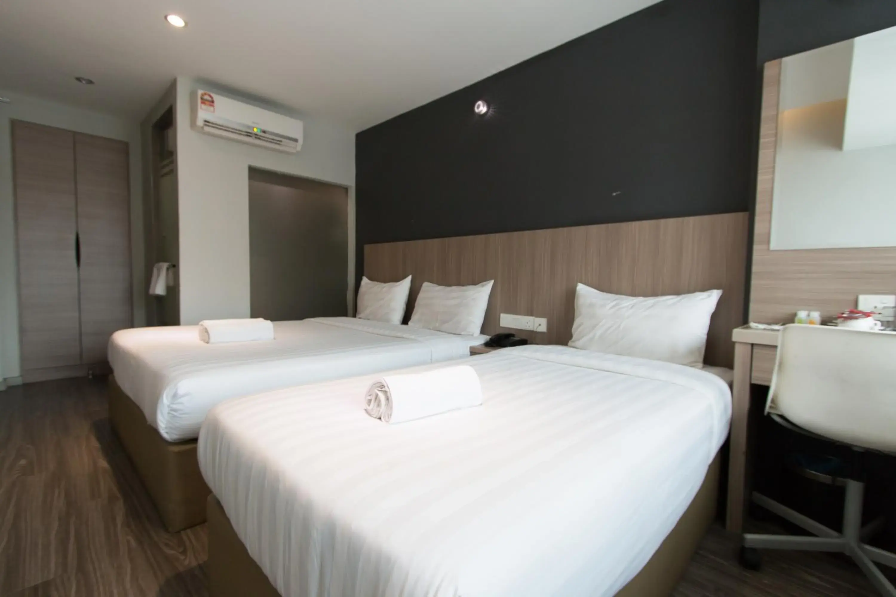 Bed in Hotel 99 SS2 Petaling Jaya