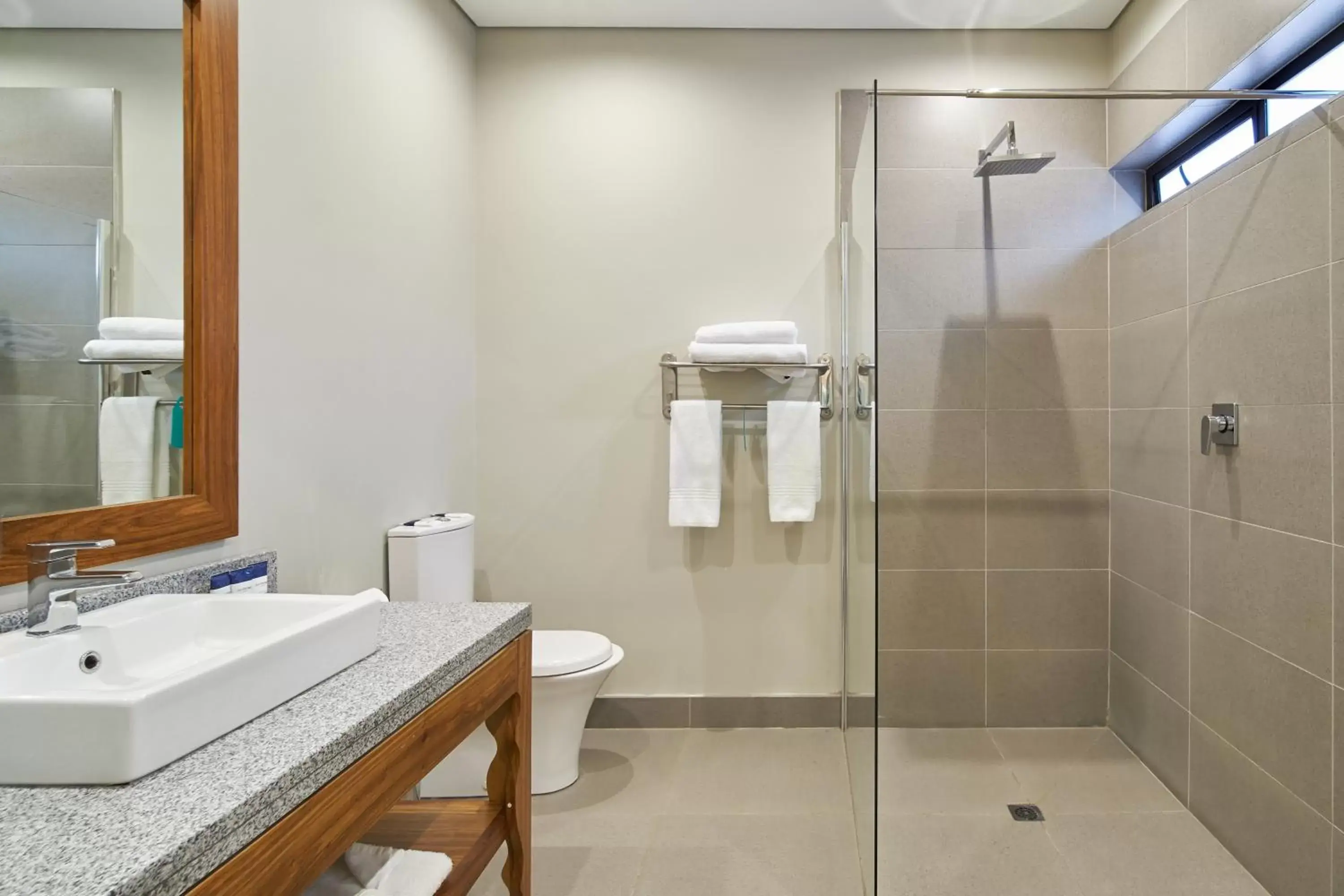 Shower, Bathroom in ANEW Resort Hunters Rest Rustenburg