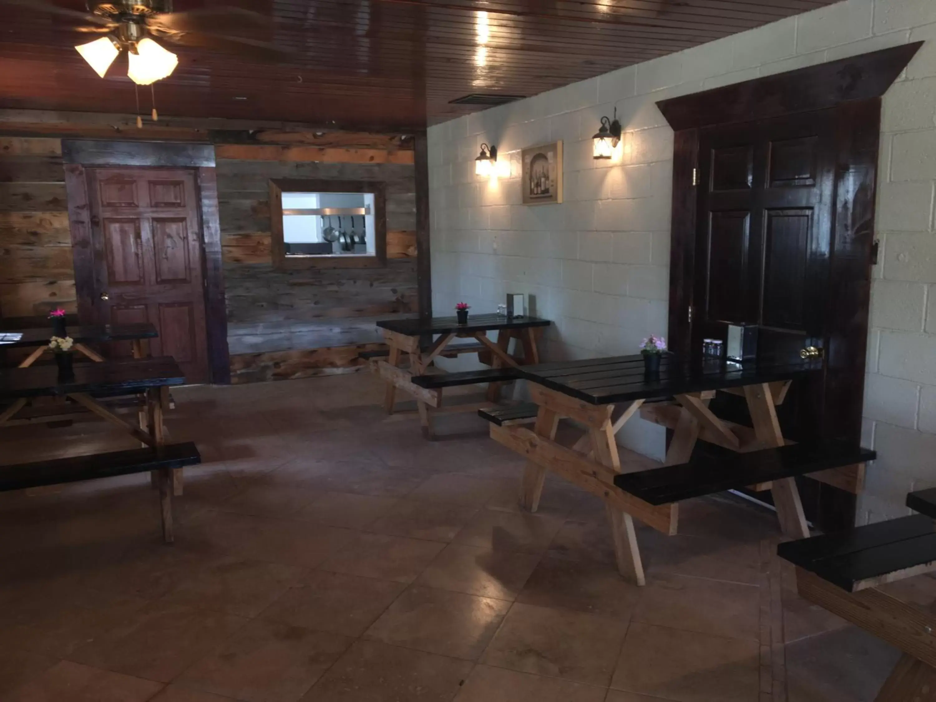 Restaurant/places to eat in Olancha RV Park and Motel Restaurant/places to eat in Olancha RV Park and Motel