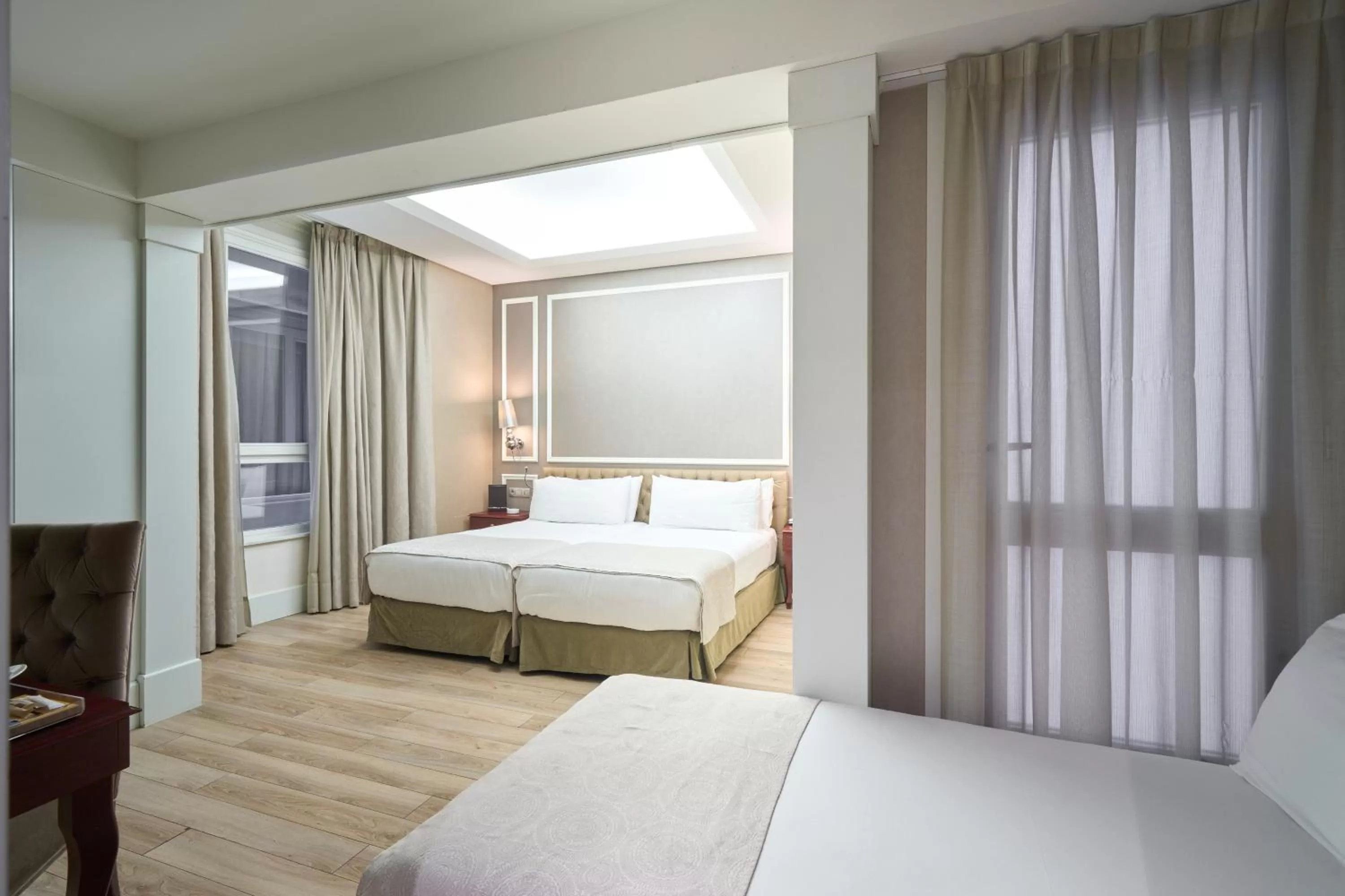 Bed in Catalonia Passeig de Gràcia 4* Sup