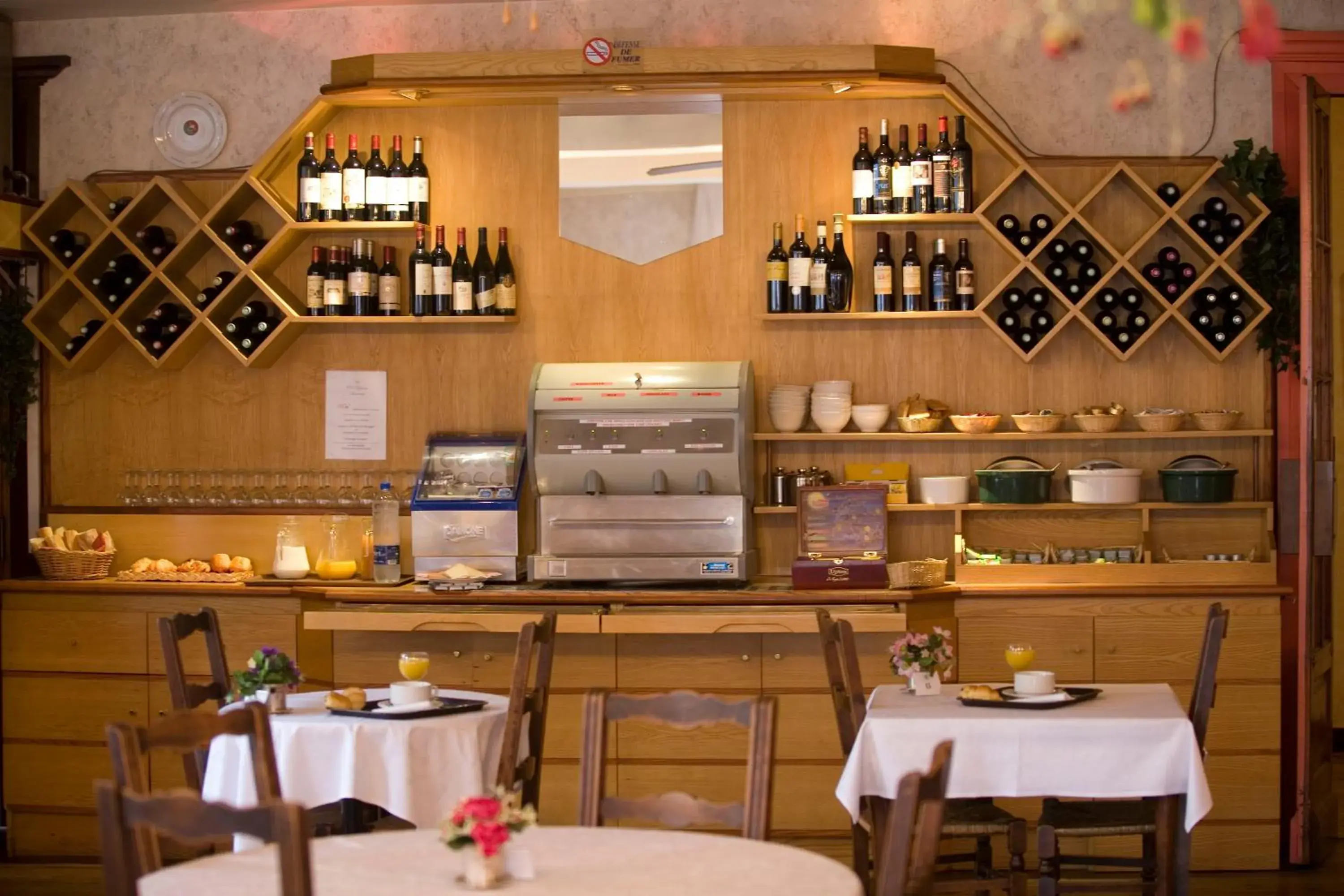 Restaurant/Places to Eat in Hôtel de Nevers