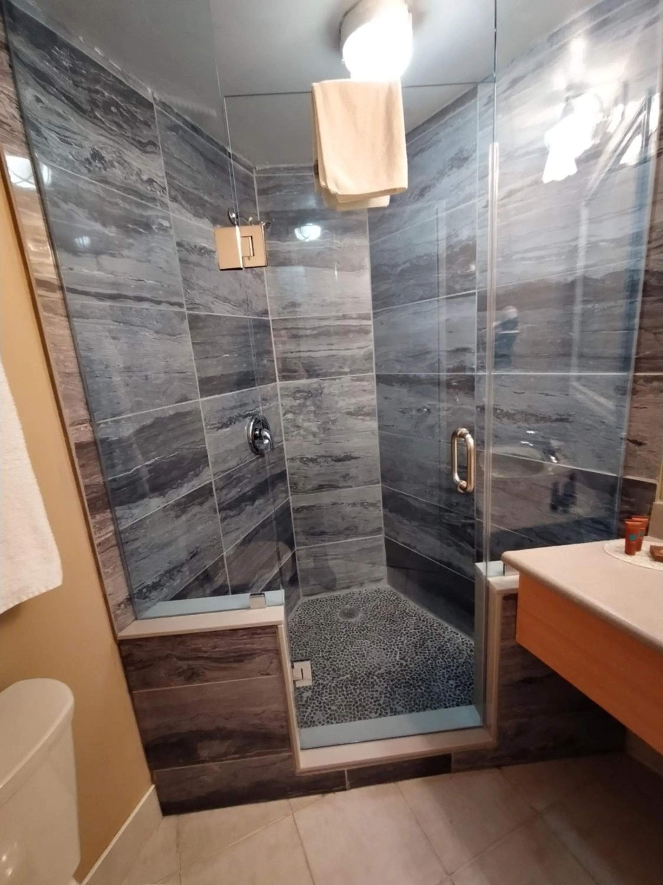 Shower in Royal Harbour Resort