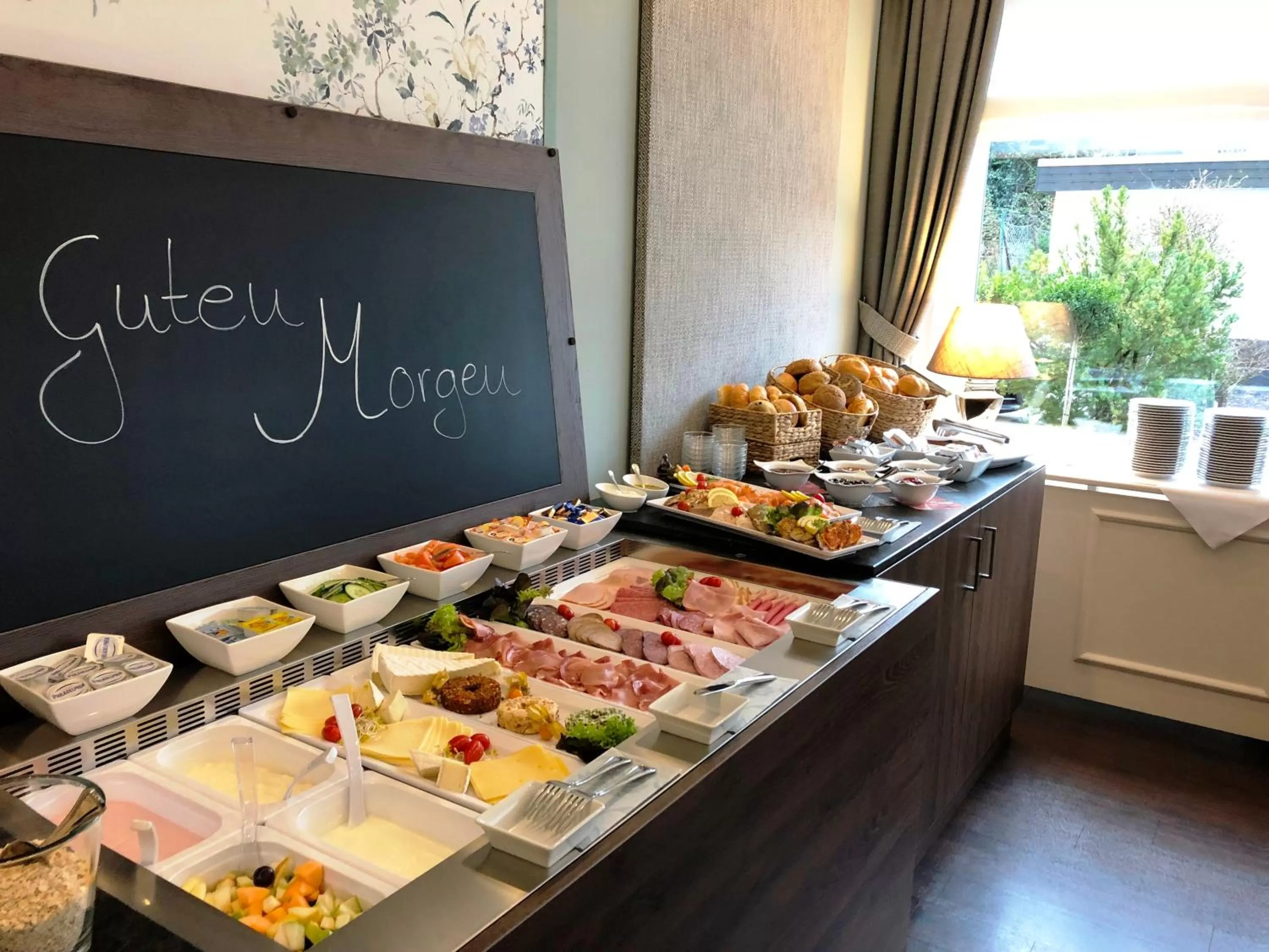 Breakfast in Hotel zur Post