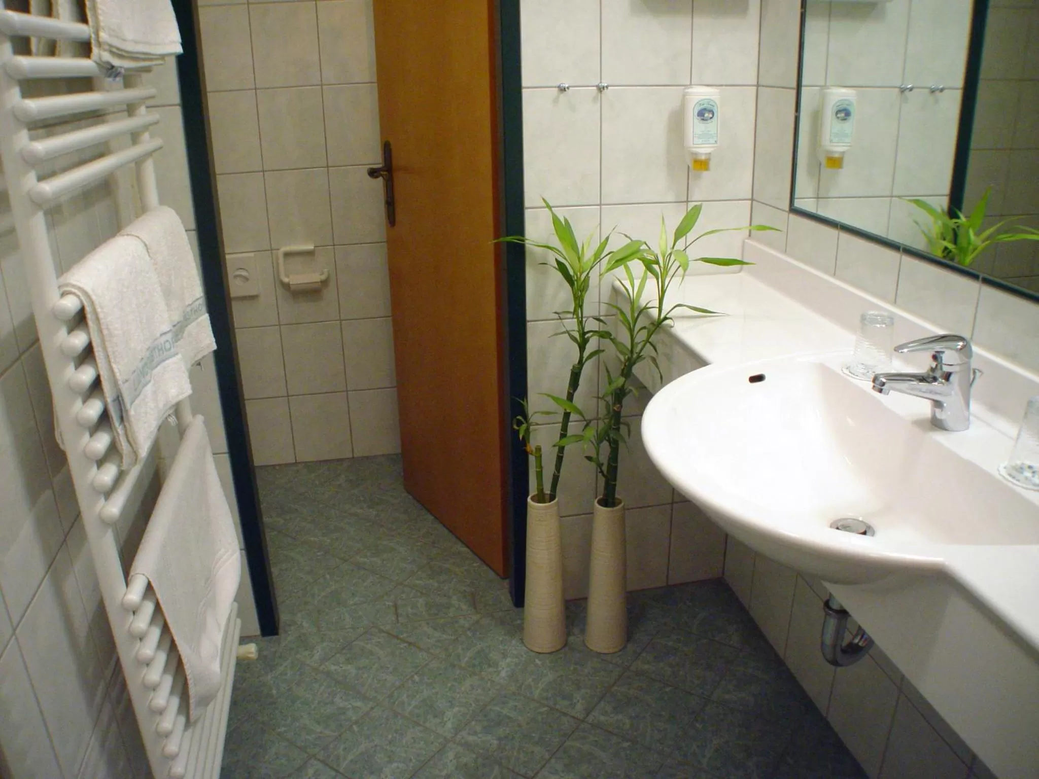 Bathroom in BIRKENHOF - Tag und Nacht perfekt verbracht!