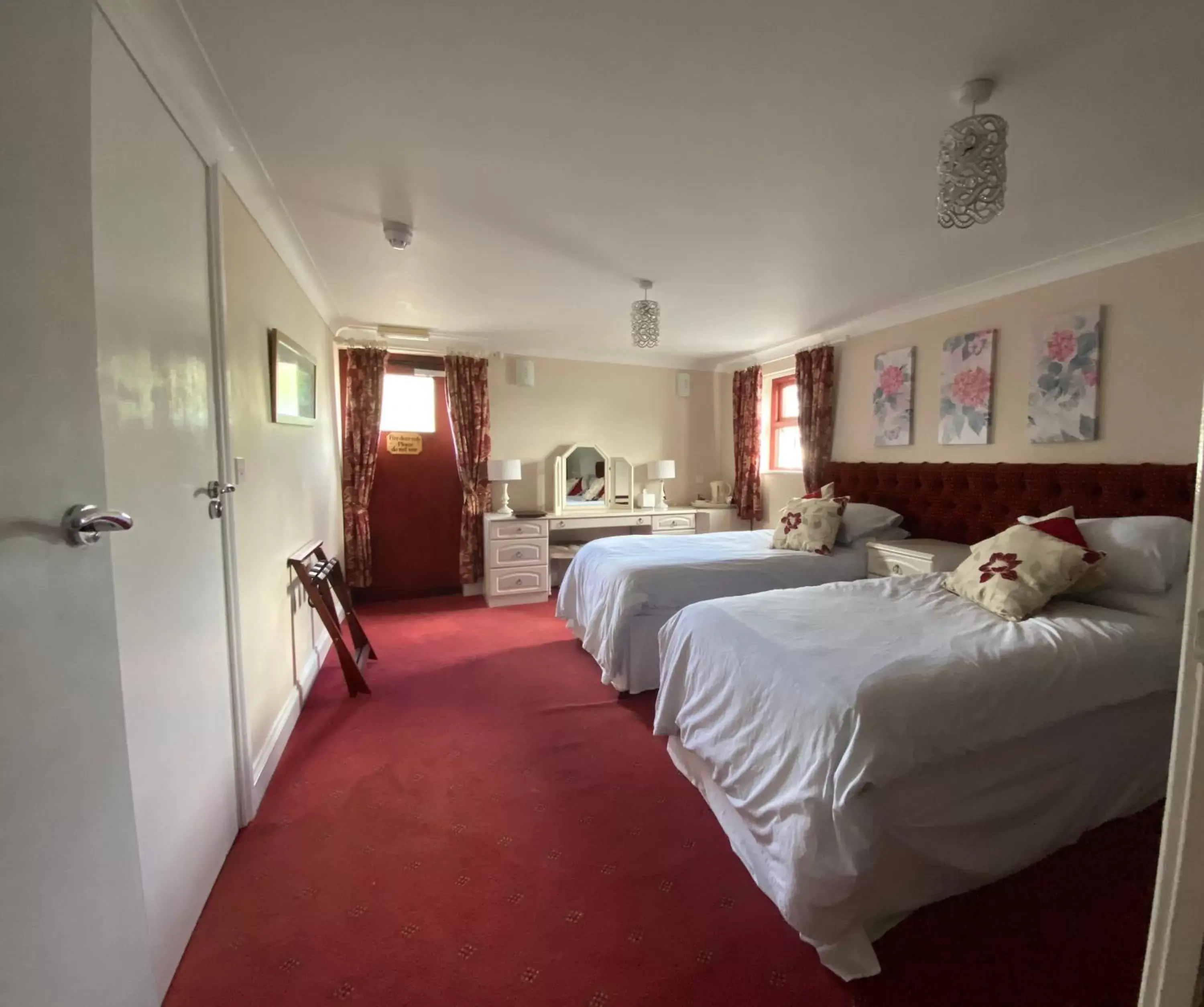 Bedroom, Bed in Flambards Hotel & Restaurant