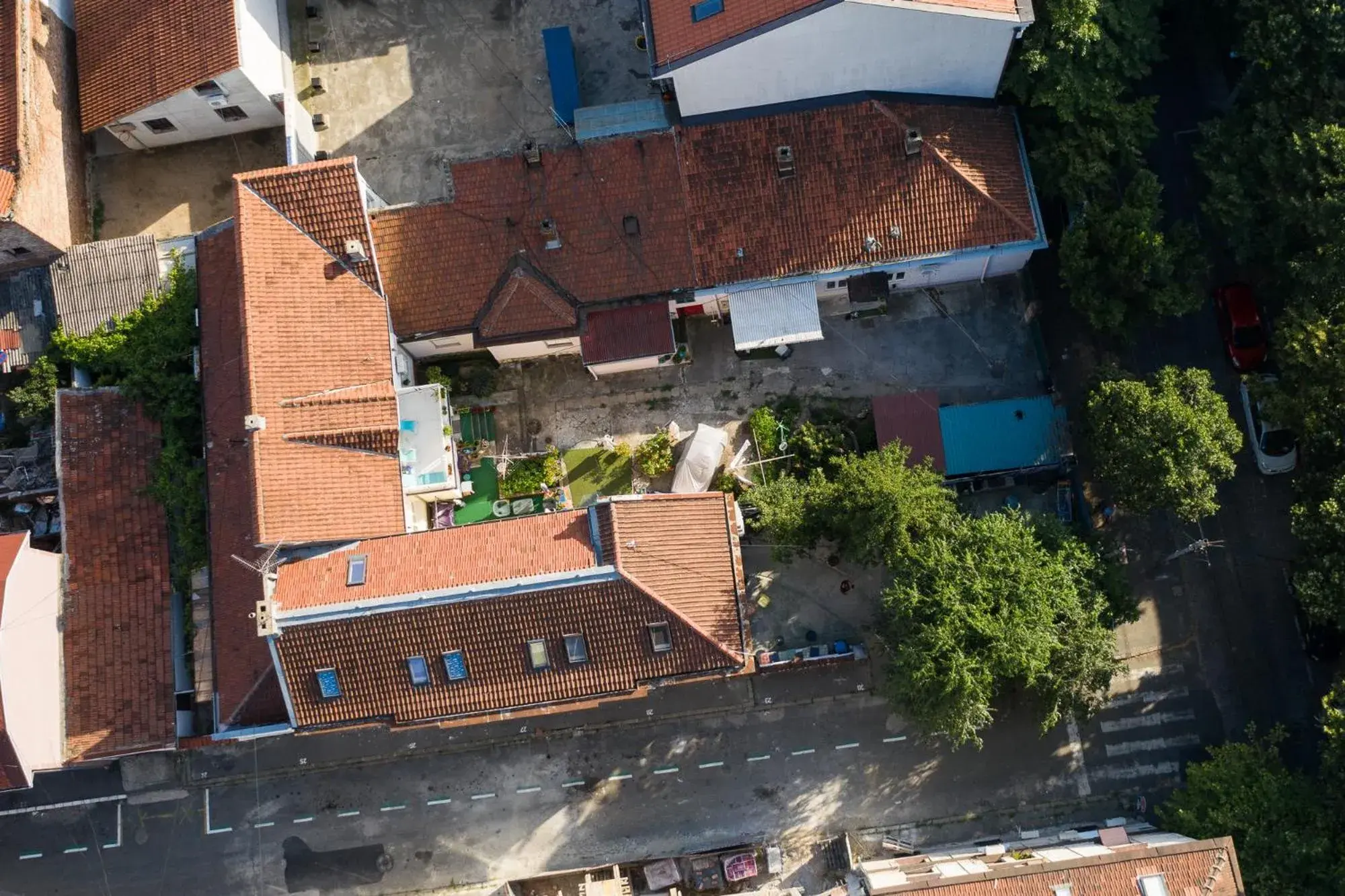 Neighbourhood, Bird's-eye View in Good People design hostel