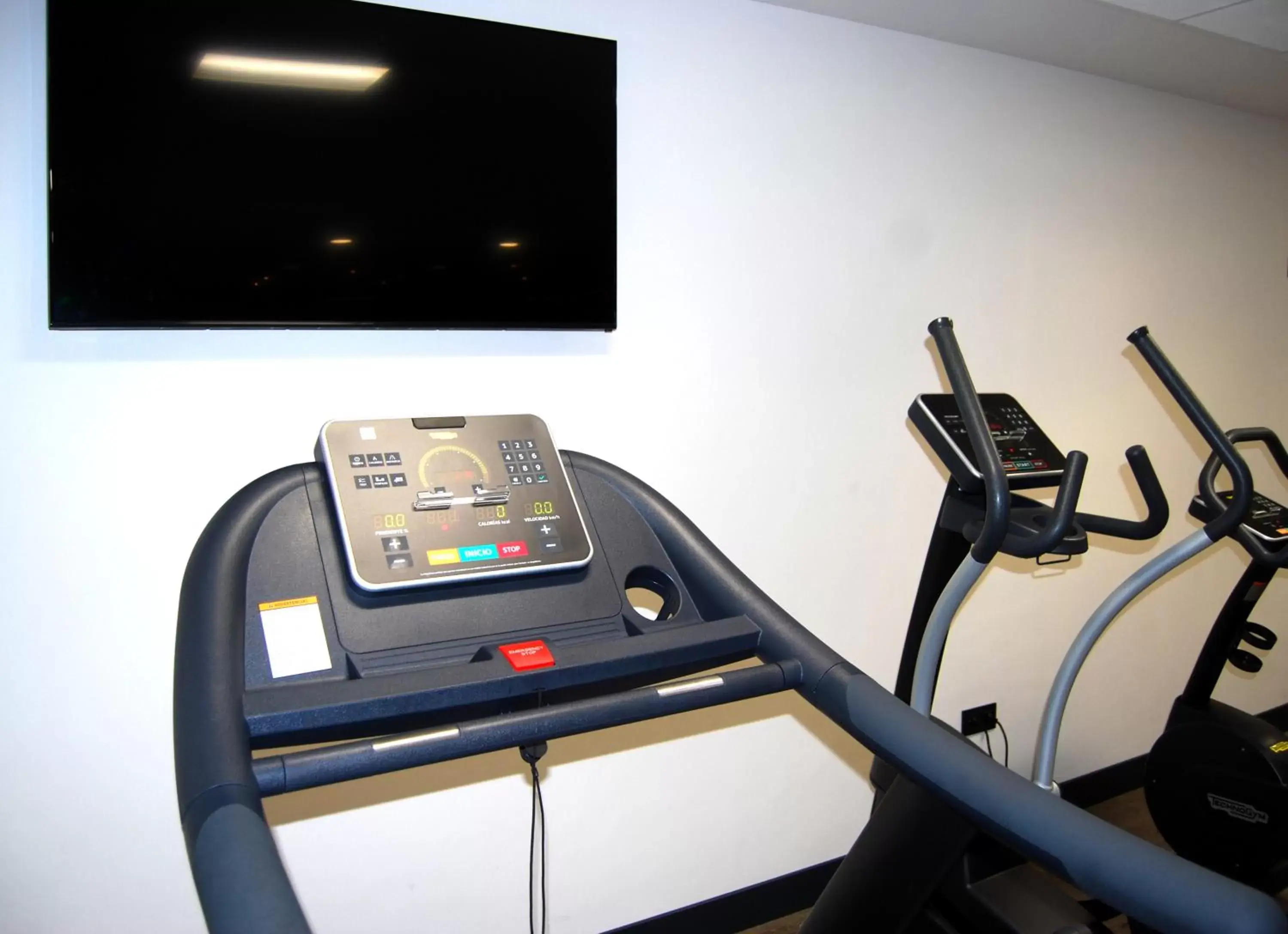 Fitness centre/facilities, Business Area/Conference Room in Hotel Mercure Jardines de Albia