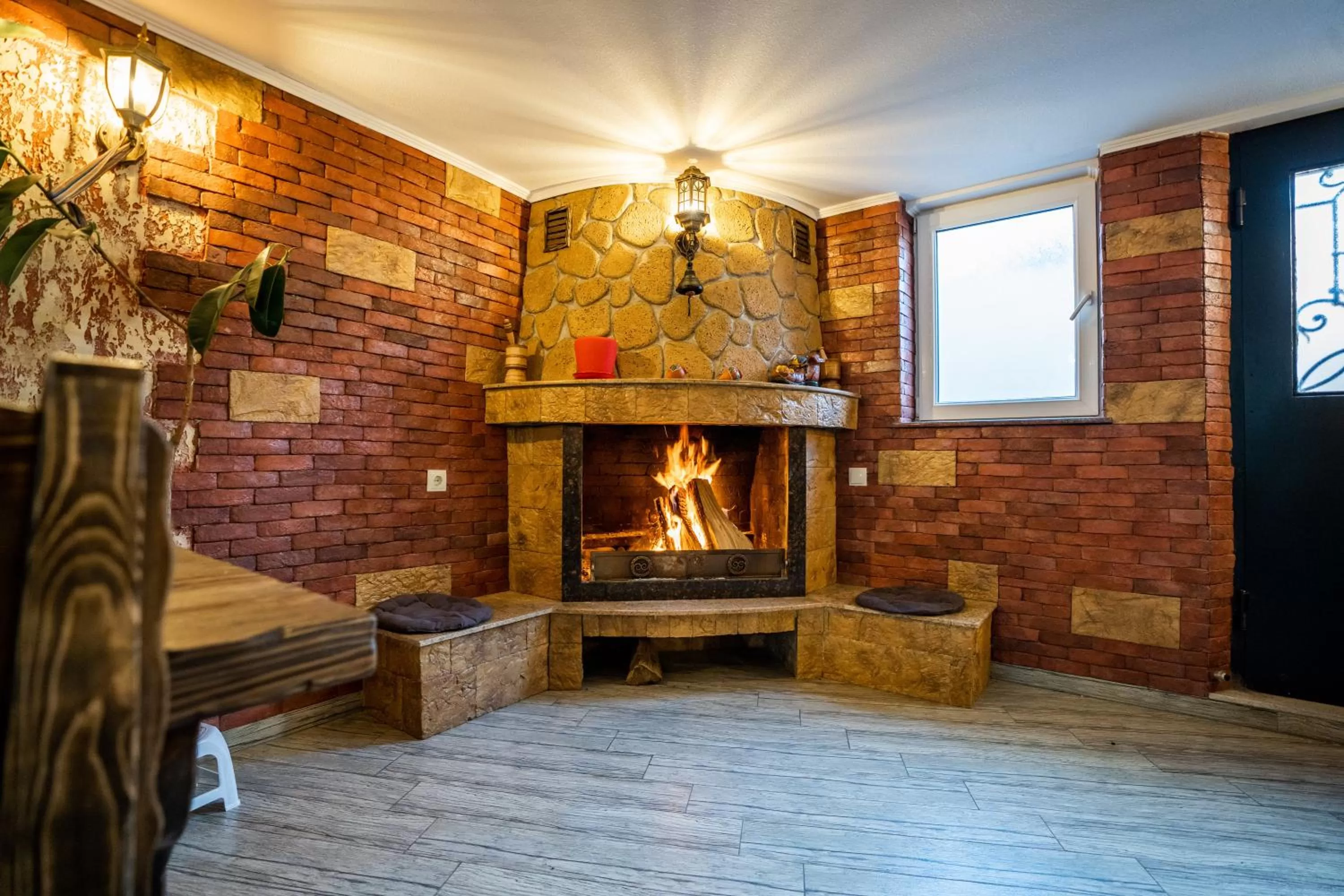 Restaurant/places to eat in Siberia Hotel