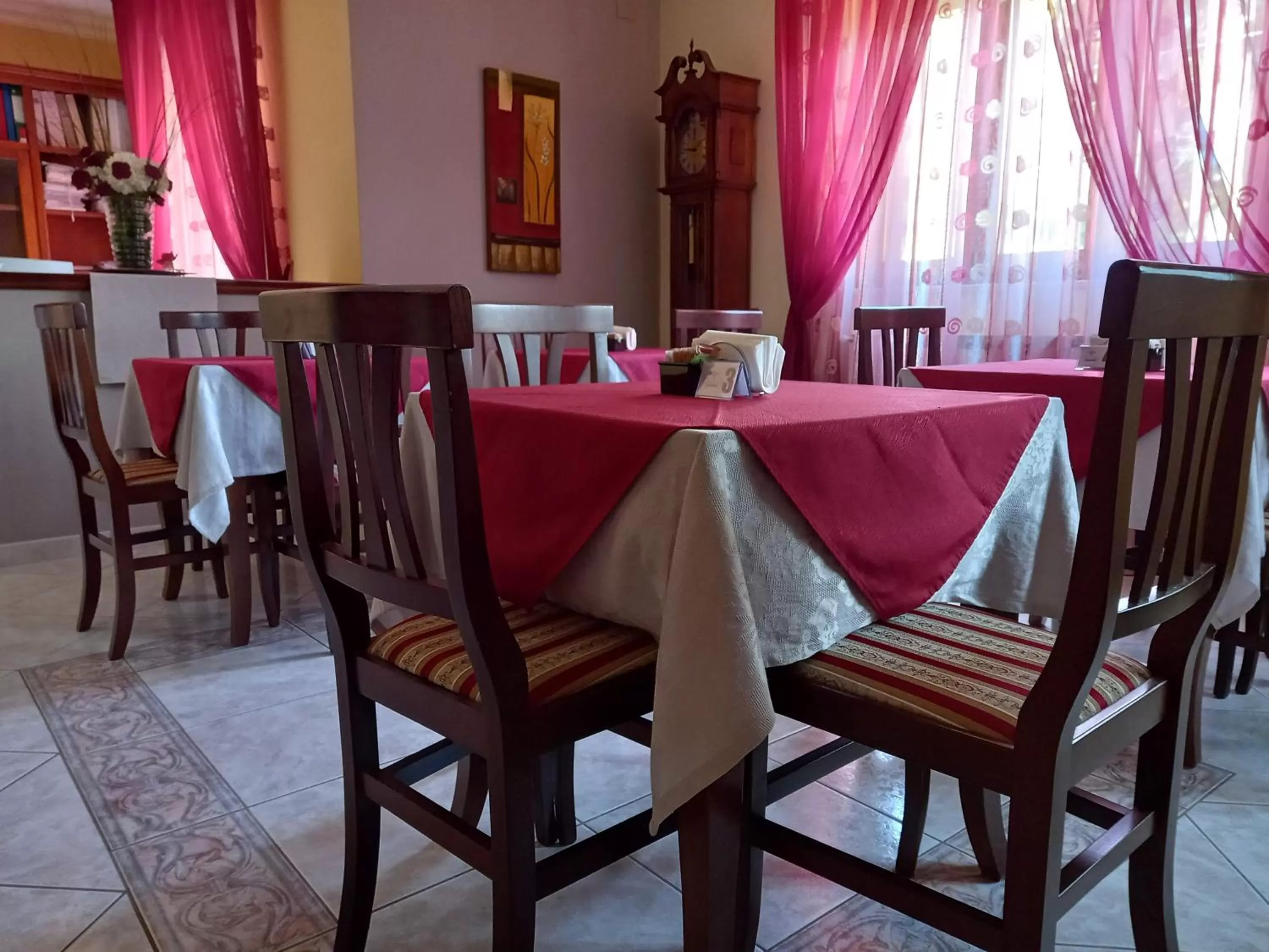 Restaurant/places to eat in B&B TENUTA BIANCA