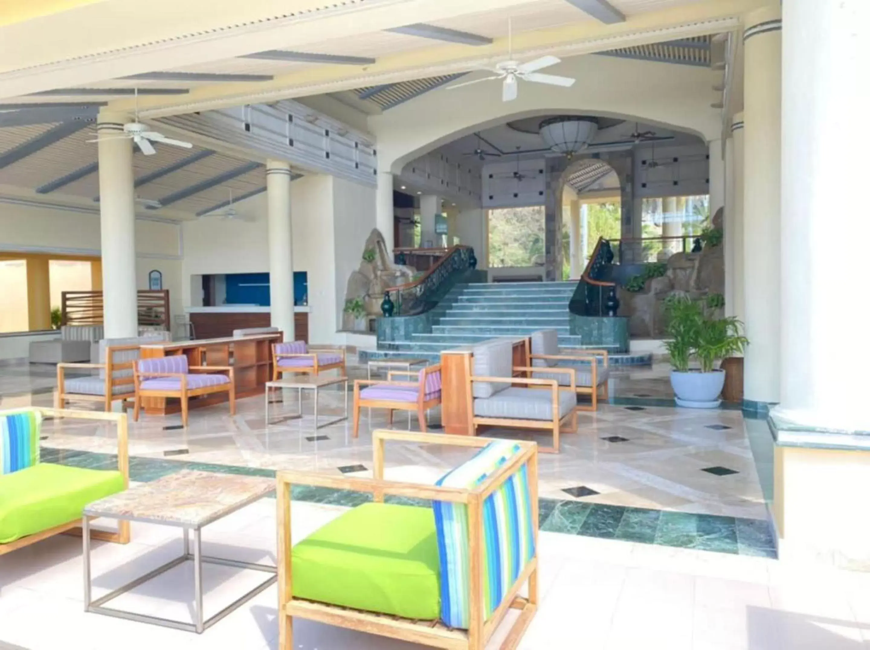 Lobby or reception in Camino Real Acapulco Diamante