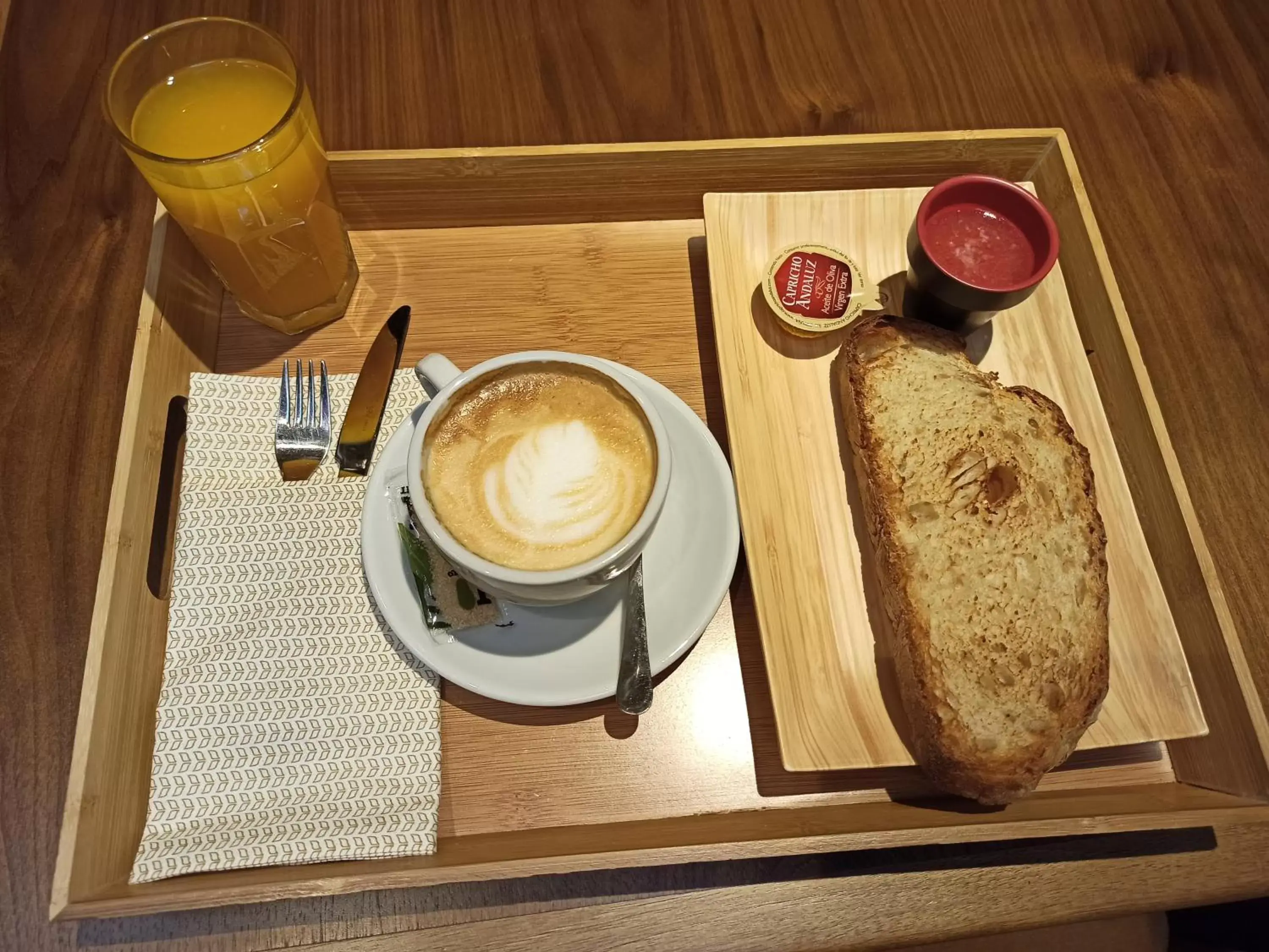 Continental breakfast in ARVA Spa París