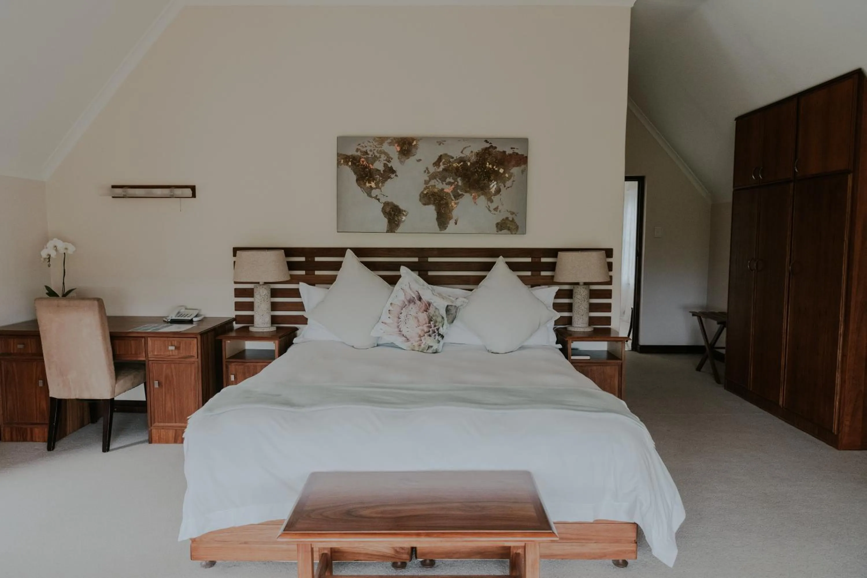 Bed in Cana Vineyard Guesthouse