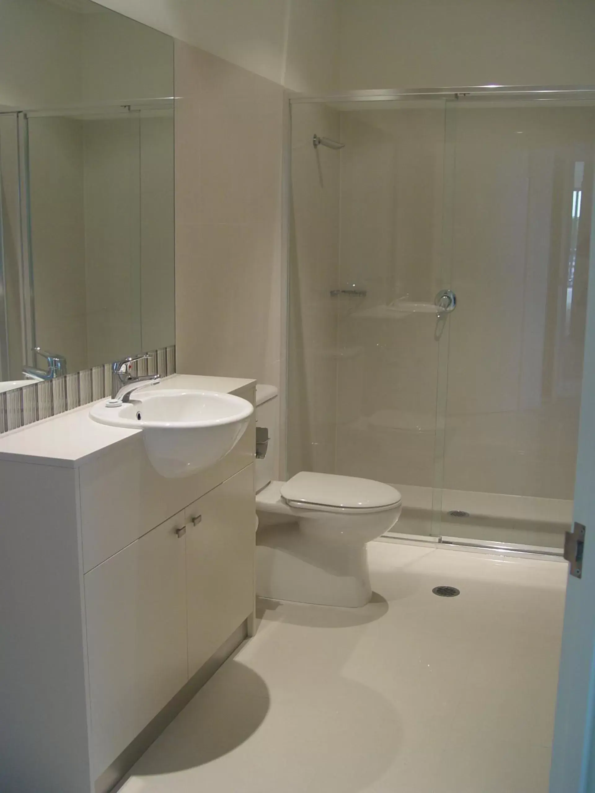 Bathroom in Toowoomba Central Plaza Apartment Hotel