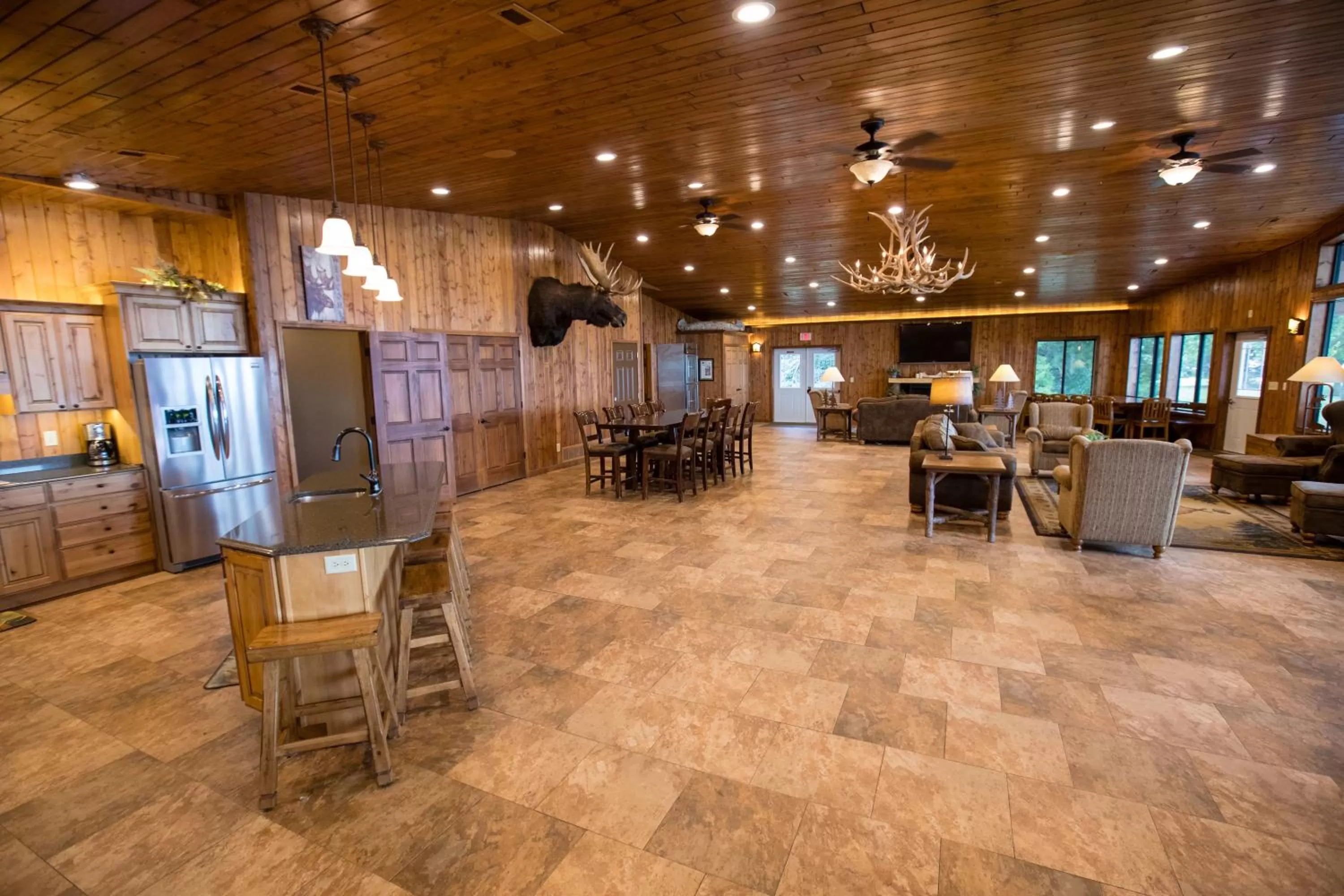 Lewis & Clark Resort