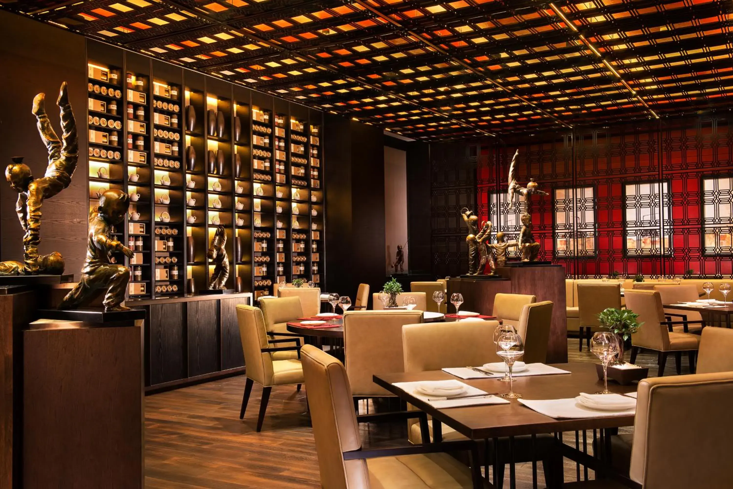 Restaurant/places to eat in Banyantree Shanghai On the Bund - Tales rooftop bar boasts a jaw-dropping panoramic vista Restaurant/places to eat in Banyantree Shanghai On the Bund - Tales rooftop bar boasts a jaw-dropping panoramic vista