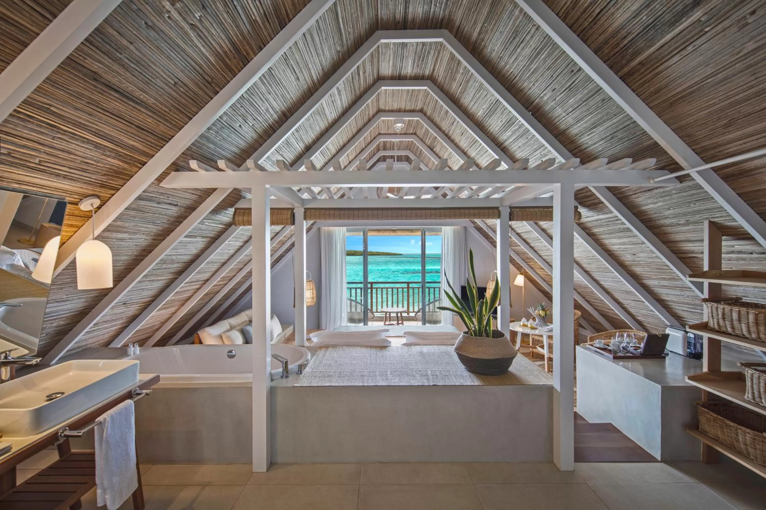 View (from property/room), Bed in Preskil Island Resort