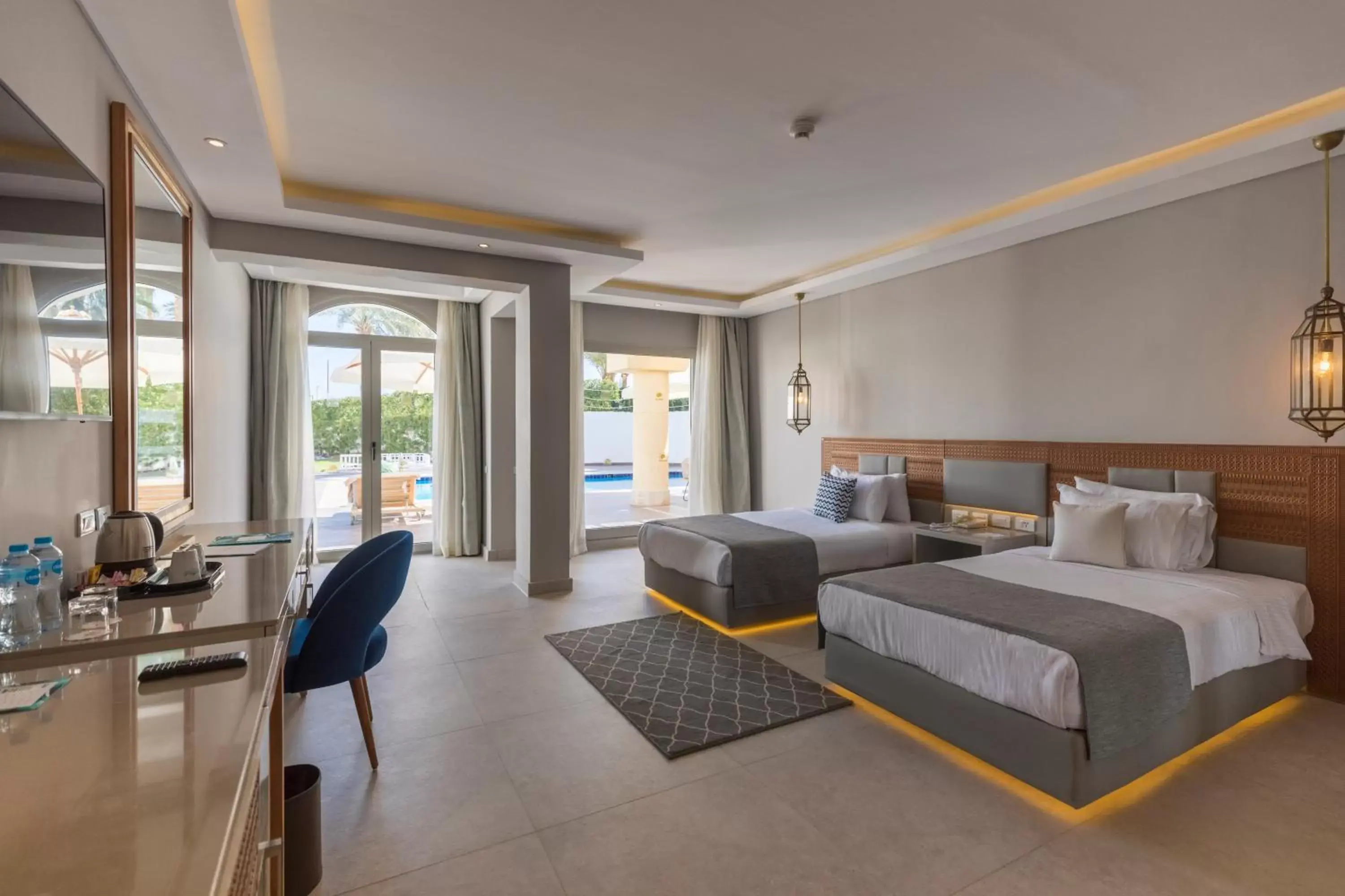 View (from property/room), Bed in Sunrise Diamond Beach Resort -Grand Select View (from property/room), Bed in Sunrise Diamond Beach Resort -Grand Select