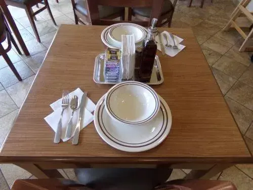 Dining area, Restaurant/Places to Eat in Cowlitz River Lodge