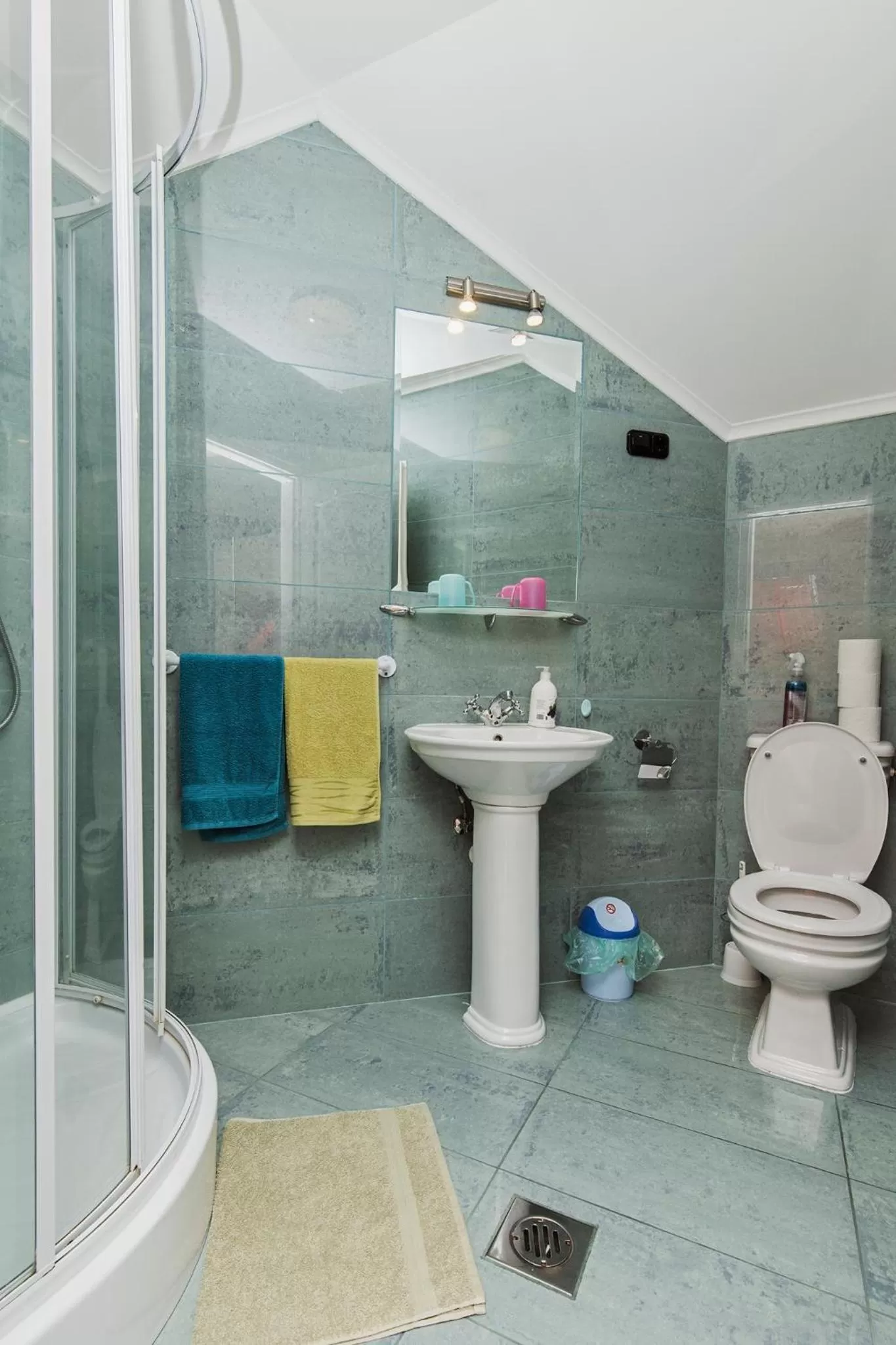 Bathroom in Vintiamo Apartmanok