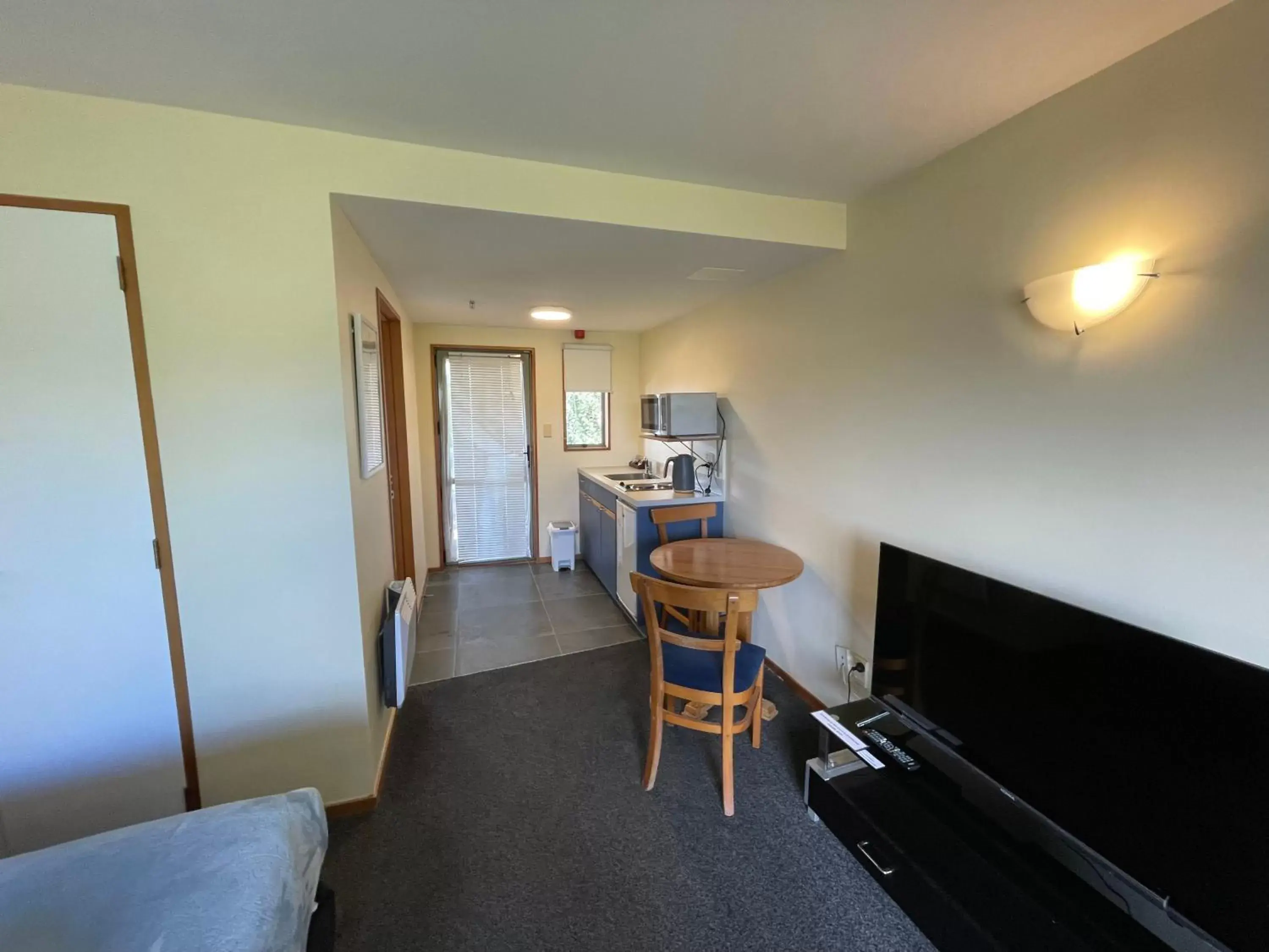 Living room, Seating Area in Central Park Motor Lodge