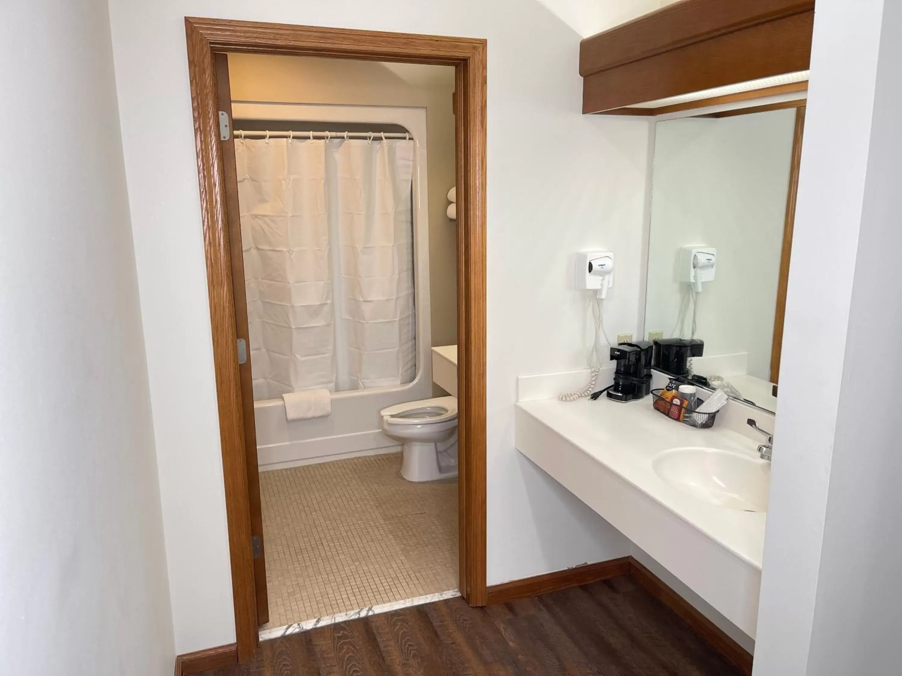 Bathroom in Farmstead Inn and Conference Center