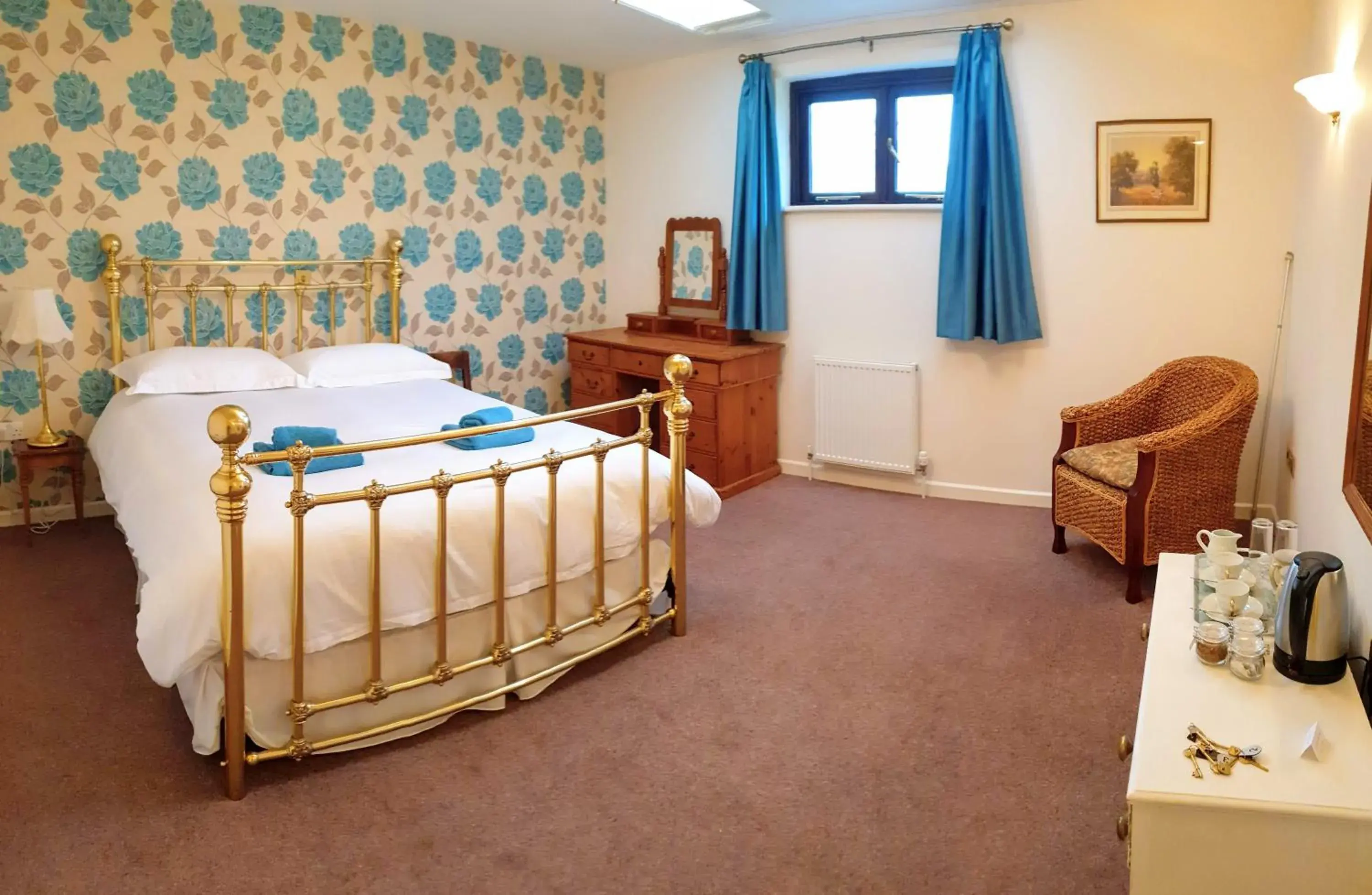 Bed in Station House, Dartmoor and Coast located, Village centre Hotel