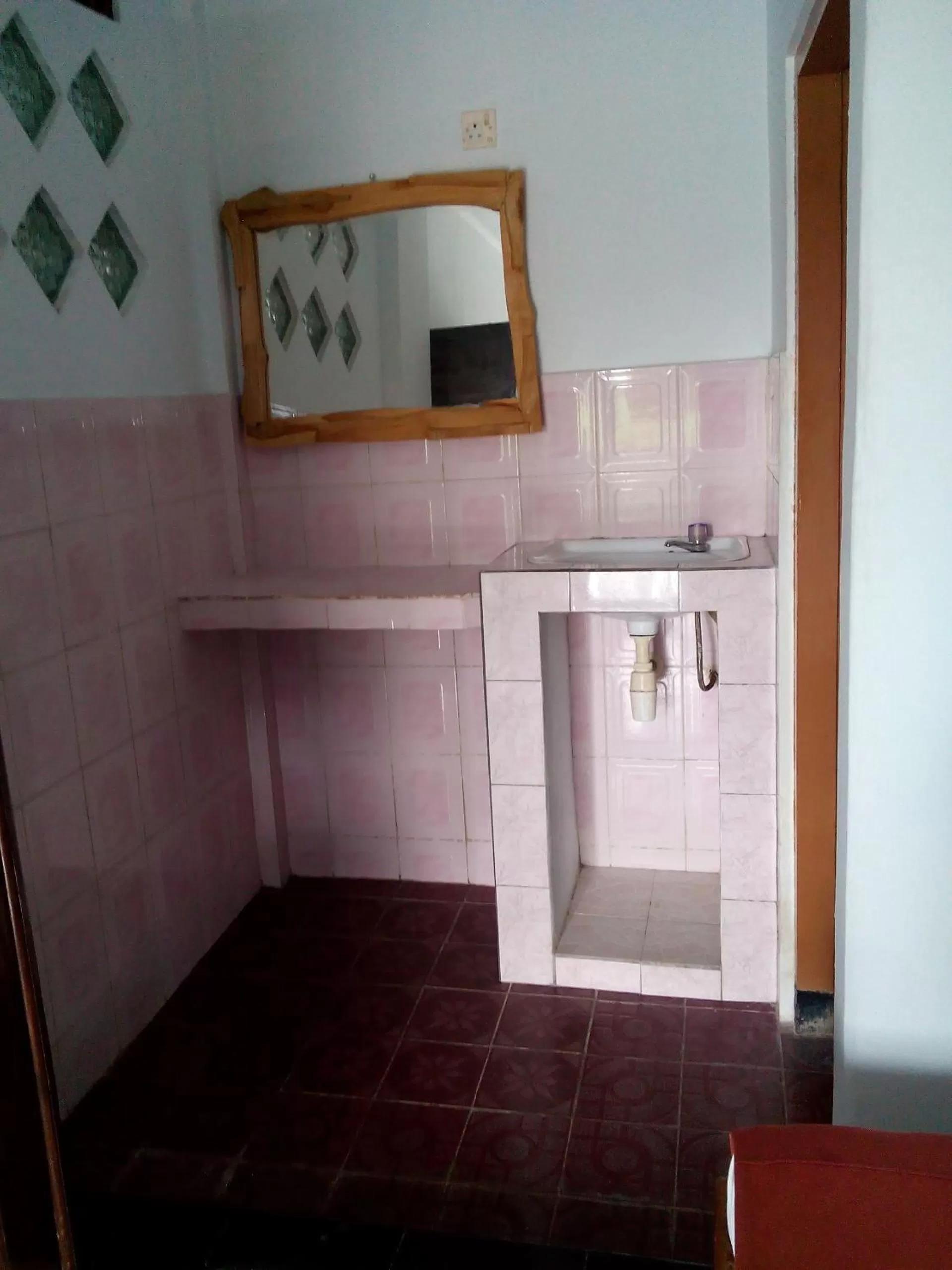 Economy Twin Room in Hotel Dupa