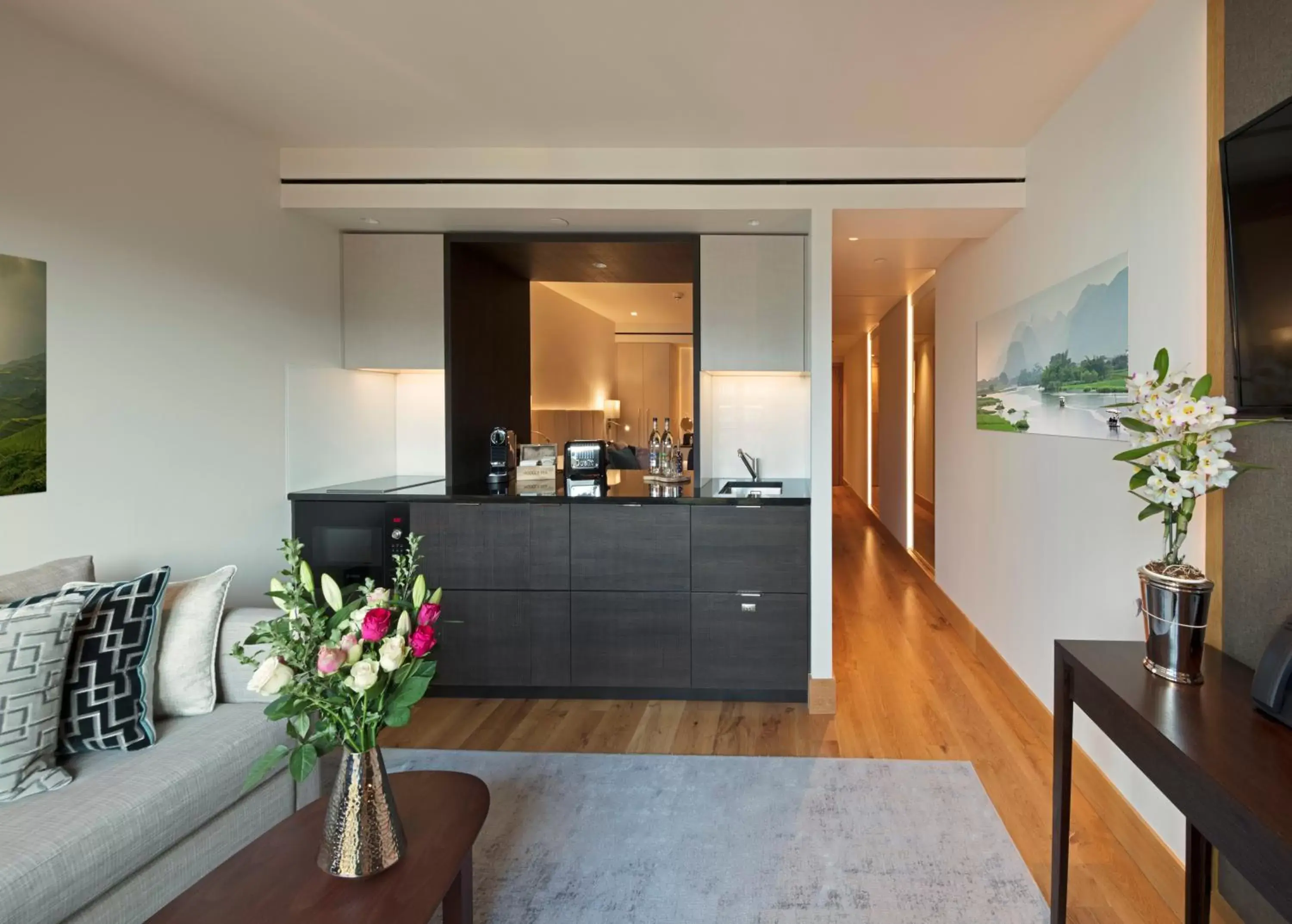 Kitchen or kitchenette in Tower Suites by Blue Orchid