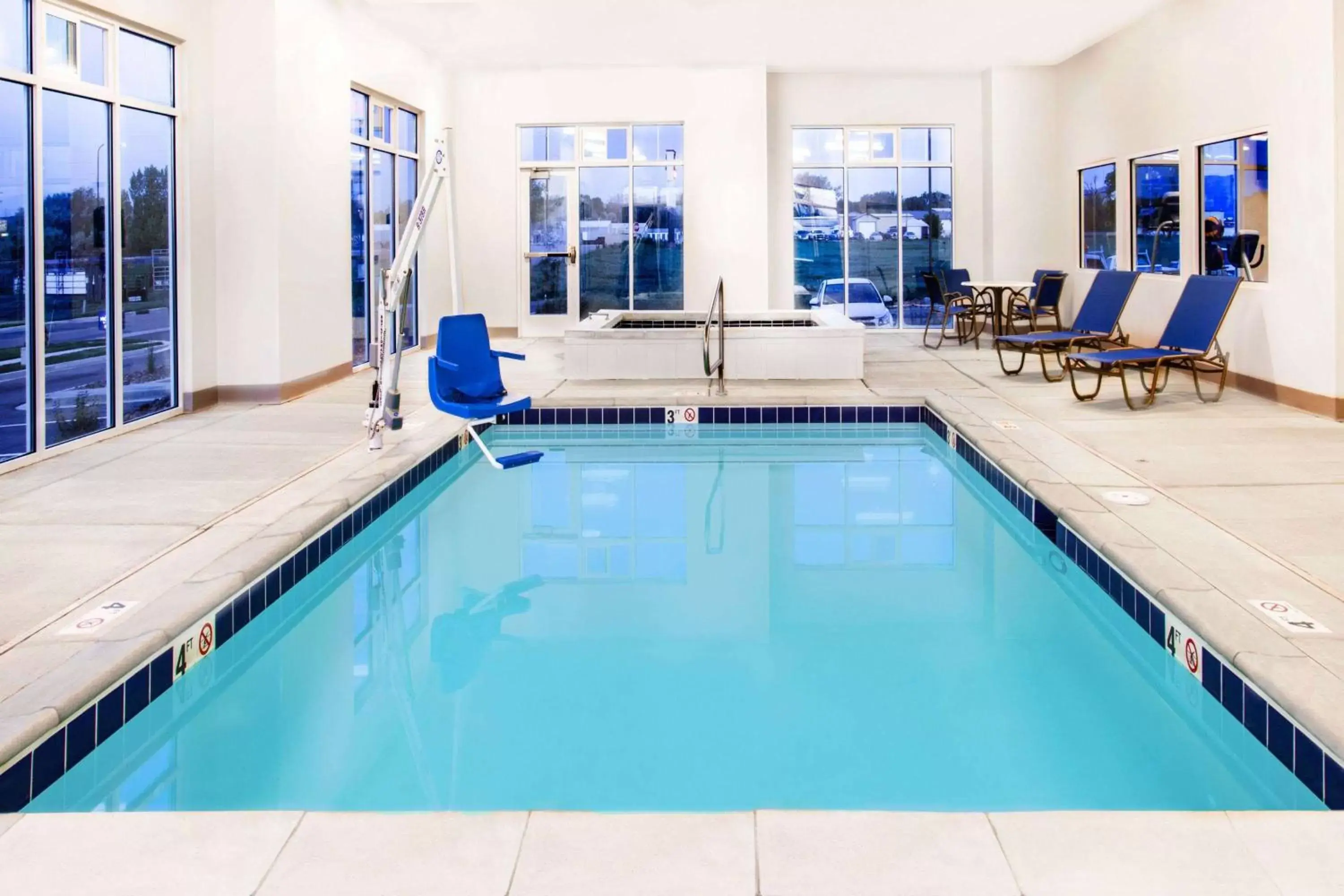 Pool view, Swimming Pool in Microtel Inn & Suites by Wyndham Vernal/Naples