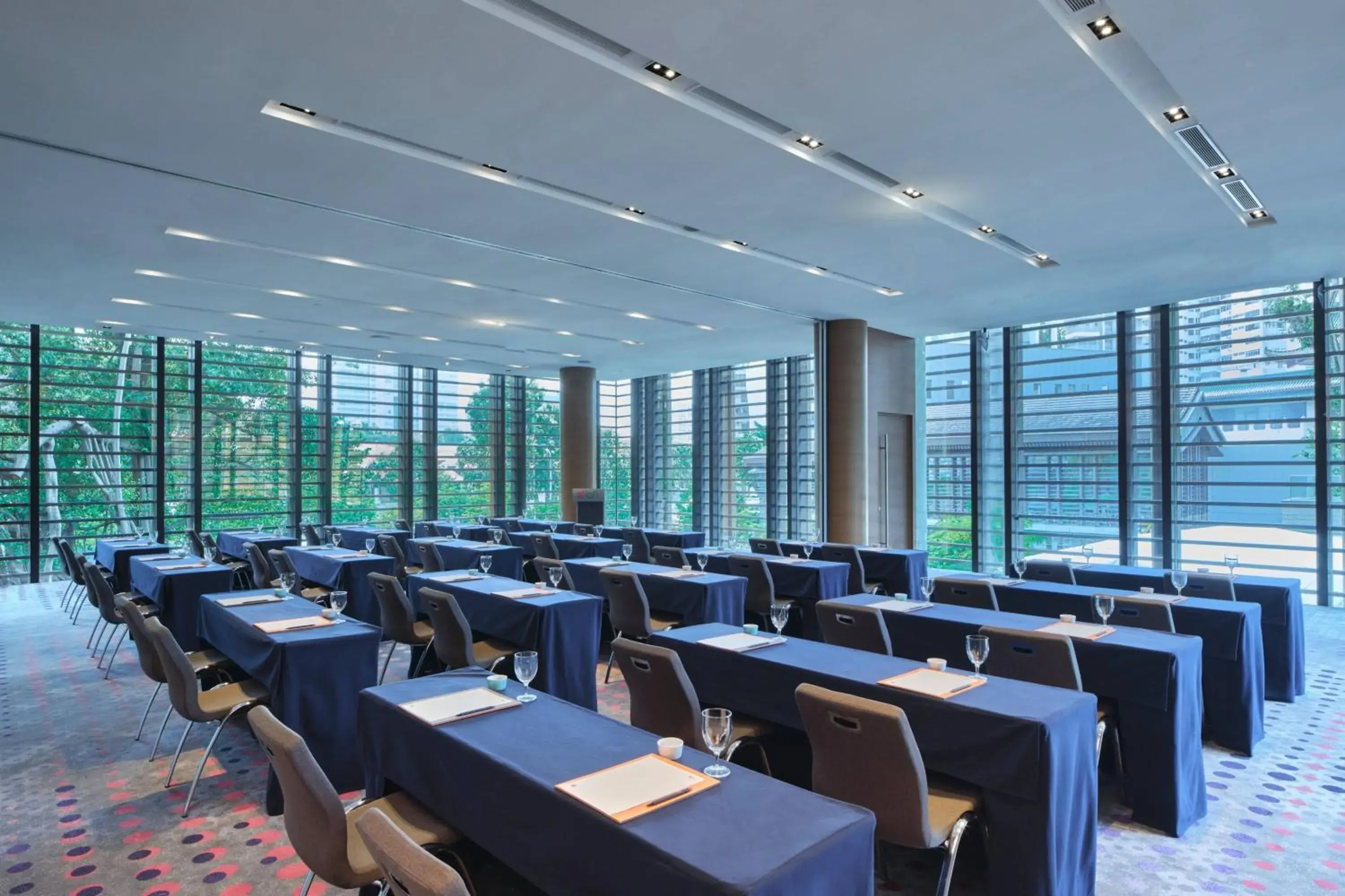 Meeting/conference room in Aloft Singapore Novena