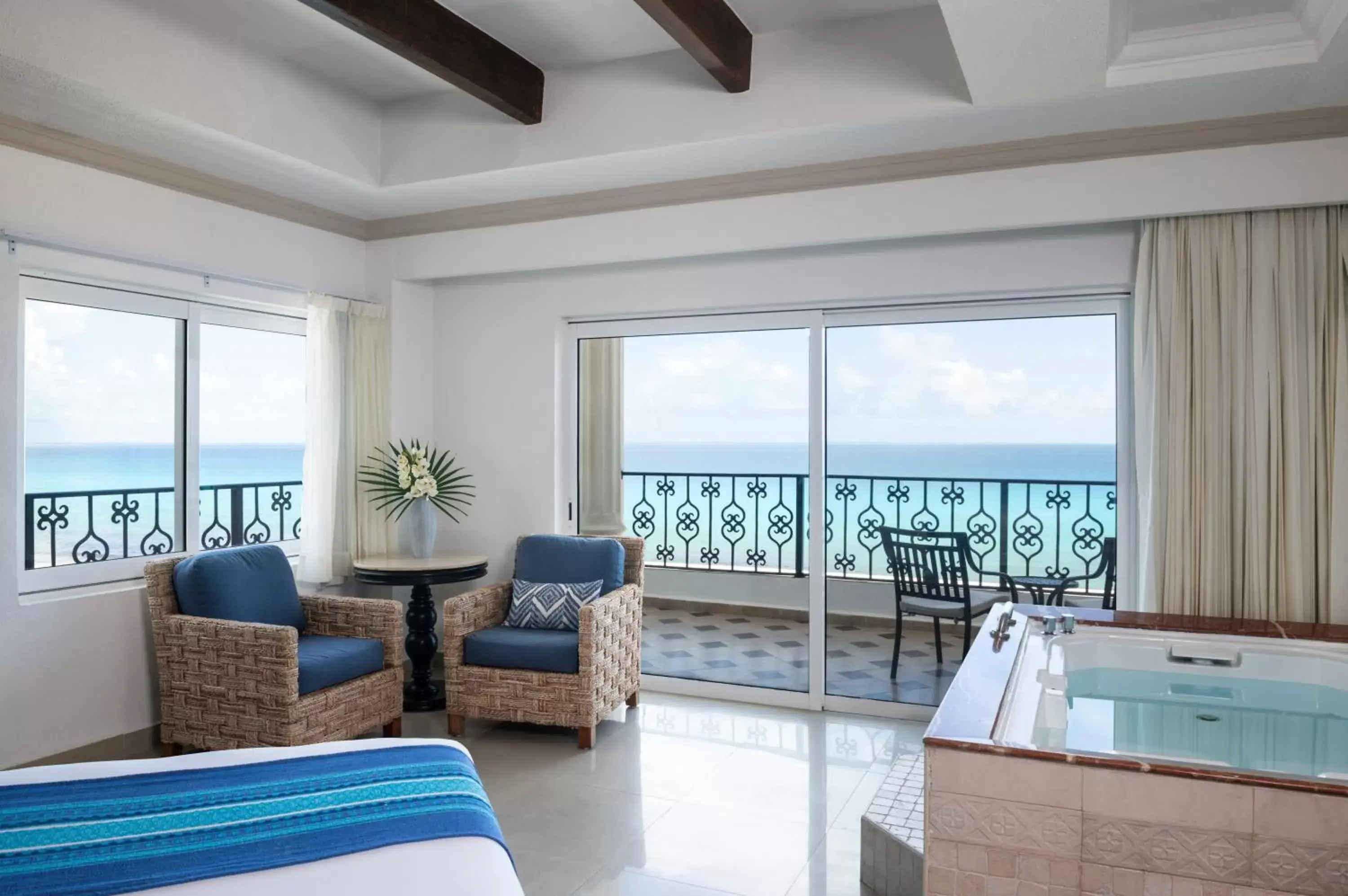 Photo of the whole room, Sea View in Hyatt Zilara Cancun - All Inclusive - Adults Only