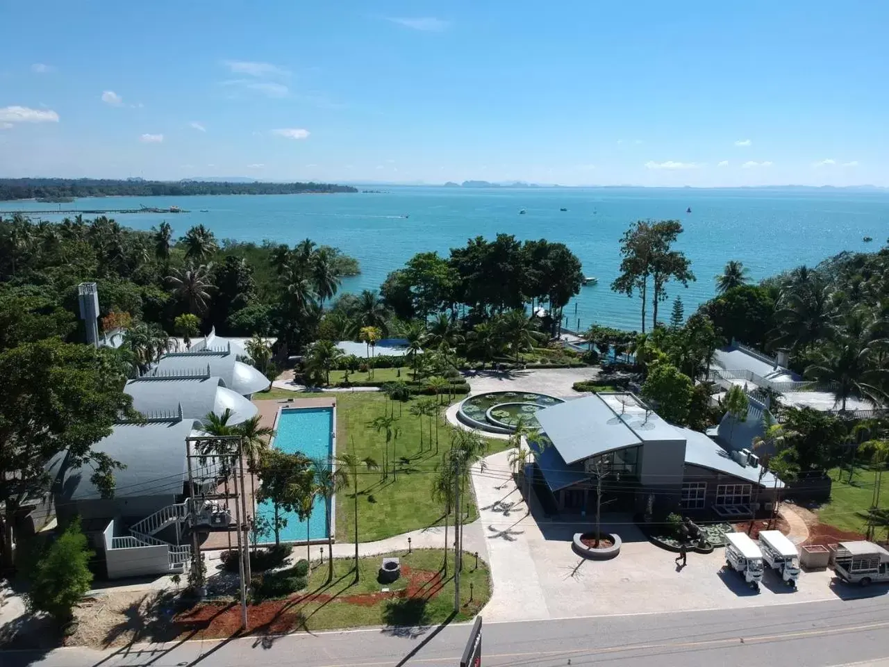 Restaurant/places to eat, Bird's-eye View in Arawan Krabi Beach Resort