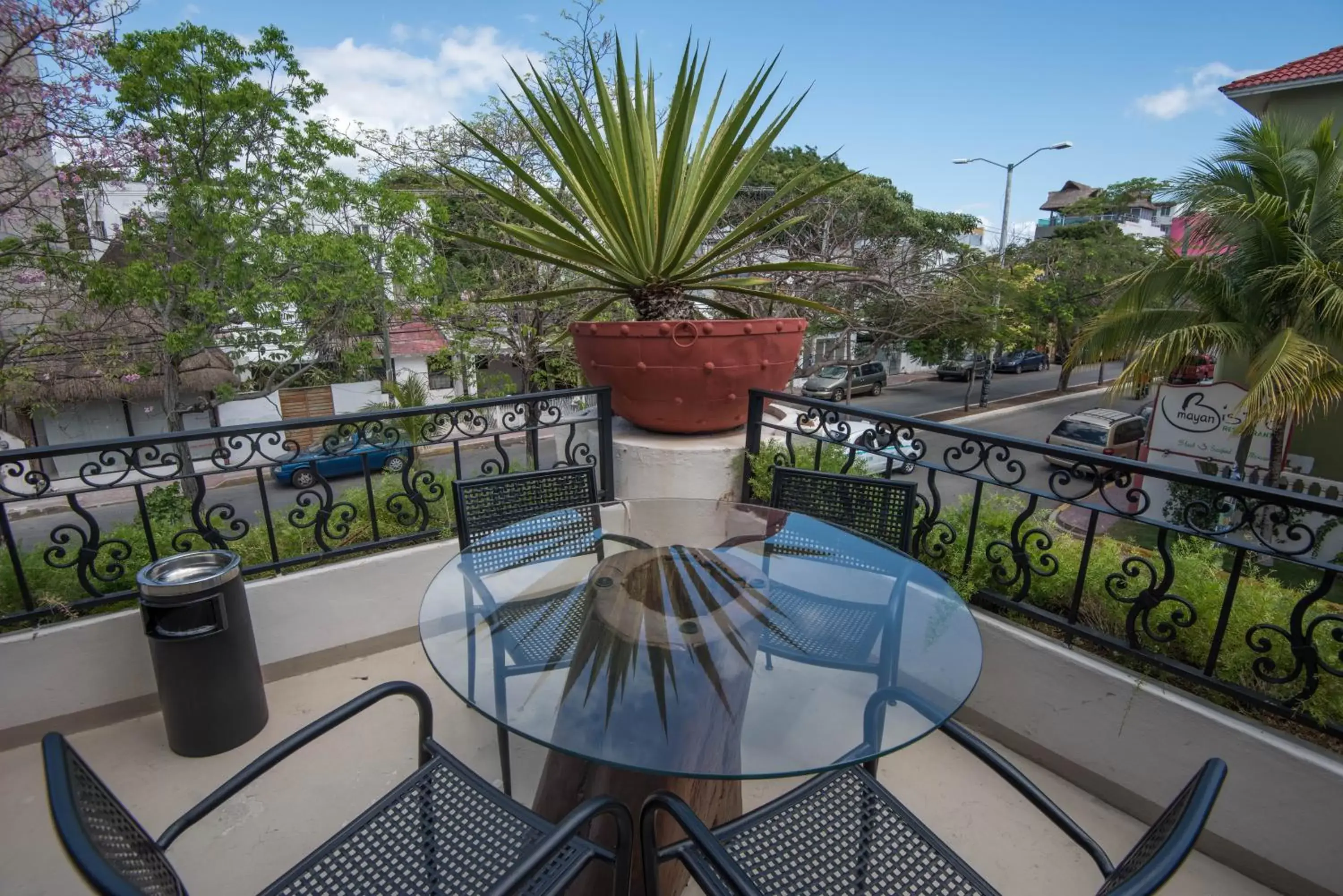 Patio, Balcony/Terrace in Hacienda Paradise Hotel by BFH