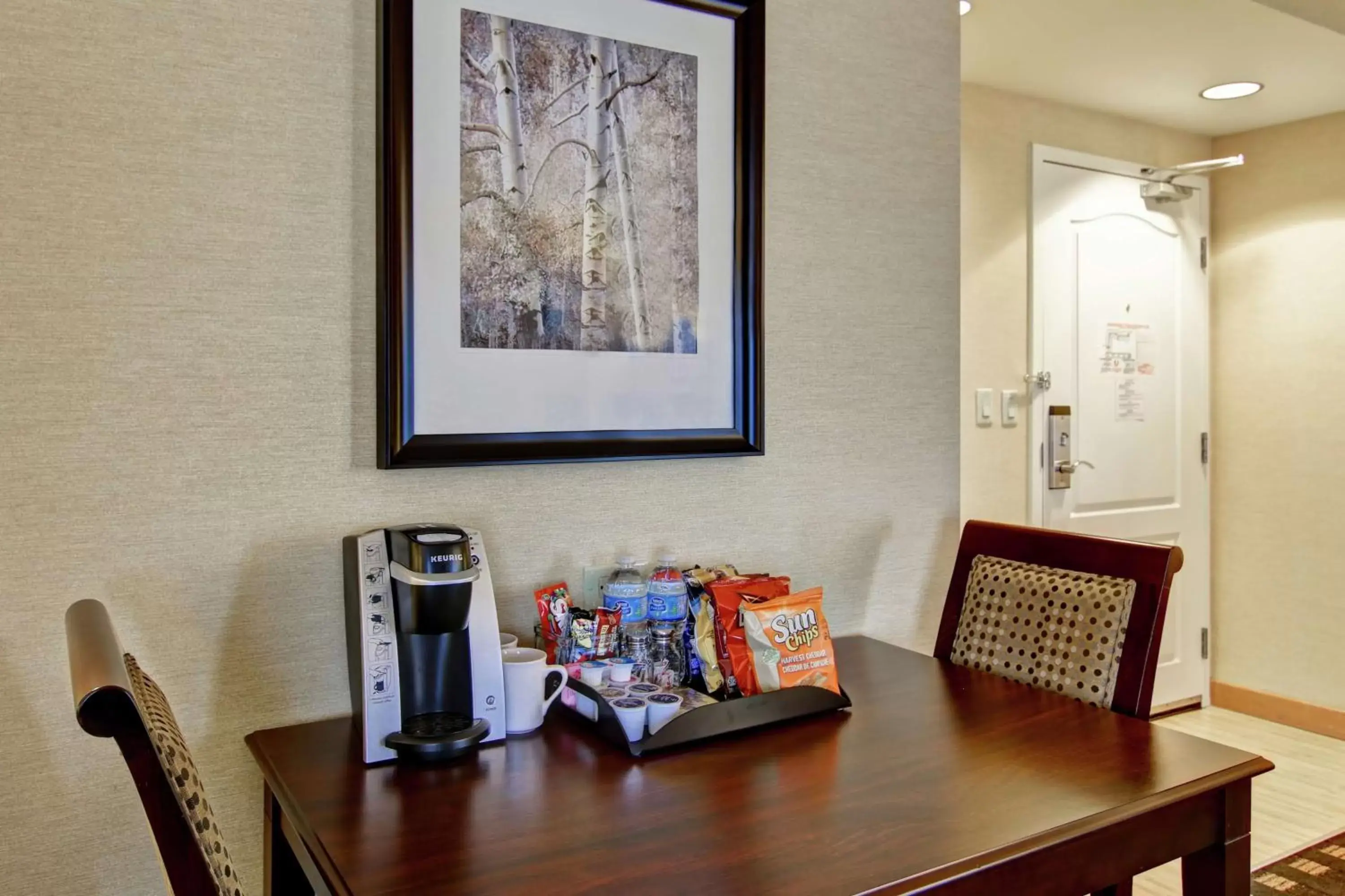 Living room in Homewood Suites by Hilton Toronto Airport Corporate Centre