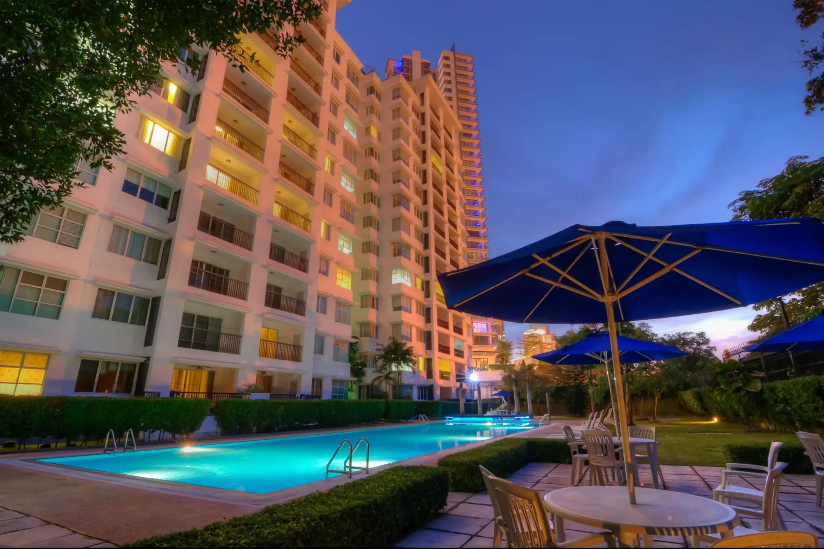 Swimming Pool in Wedgewood Residences