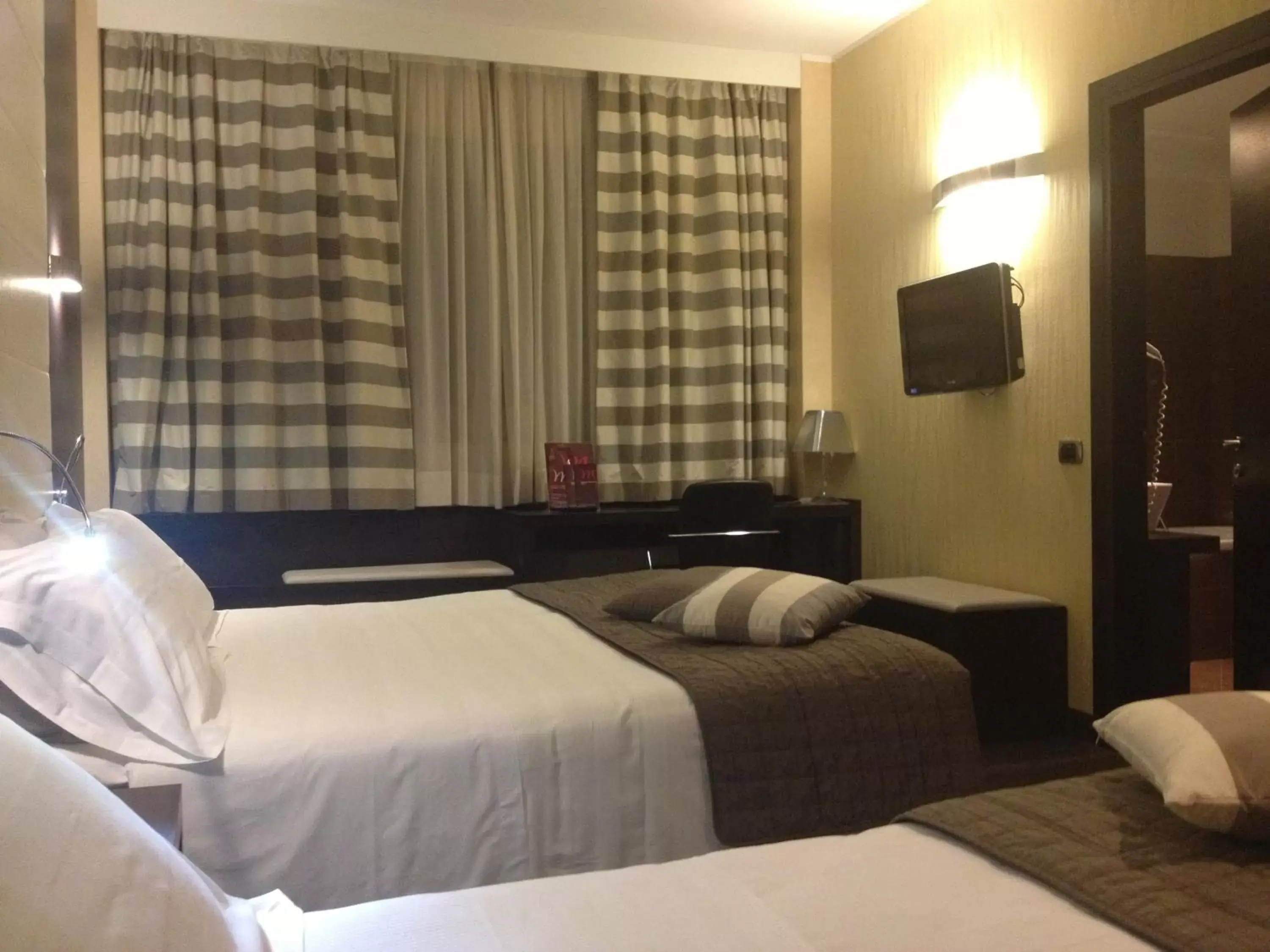 Night, Bed in Mercure Bergamo Aeroporto