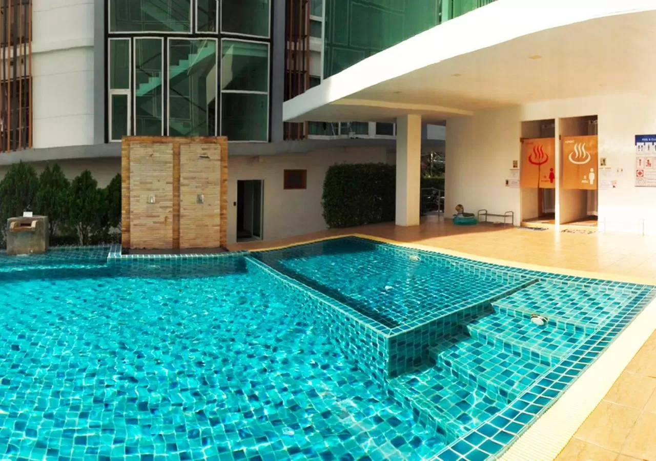 Swimming pool in Hinoki Hotel - ONSEN Chiang Mai