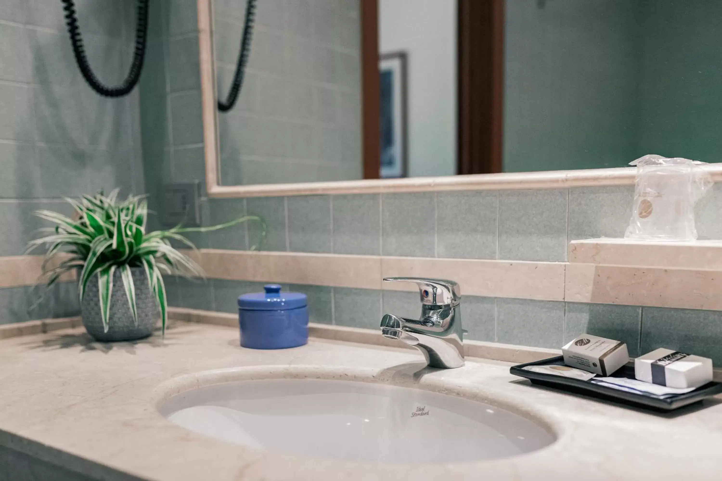 Bathroom in Hotel Crystal