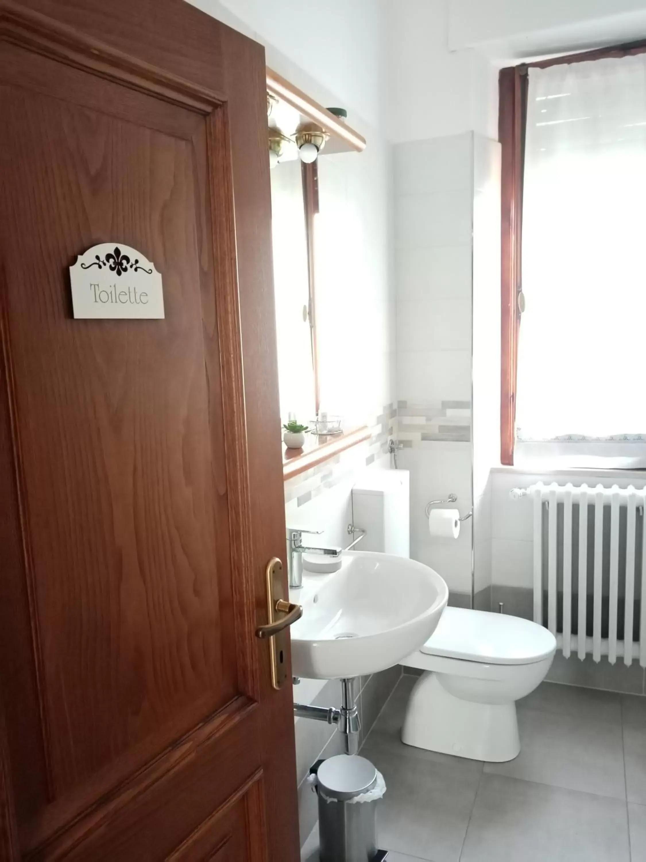 Toilet, Bathroom in B&B BORGHI