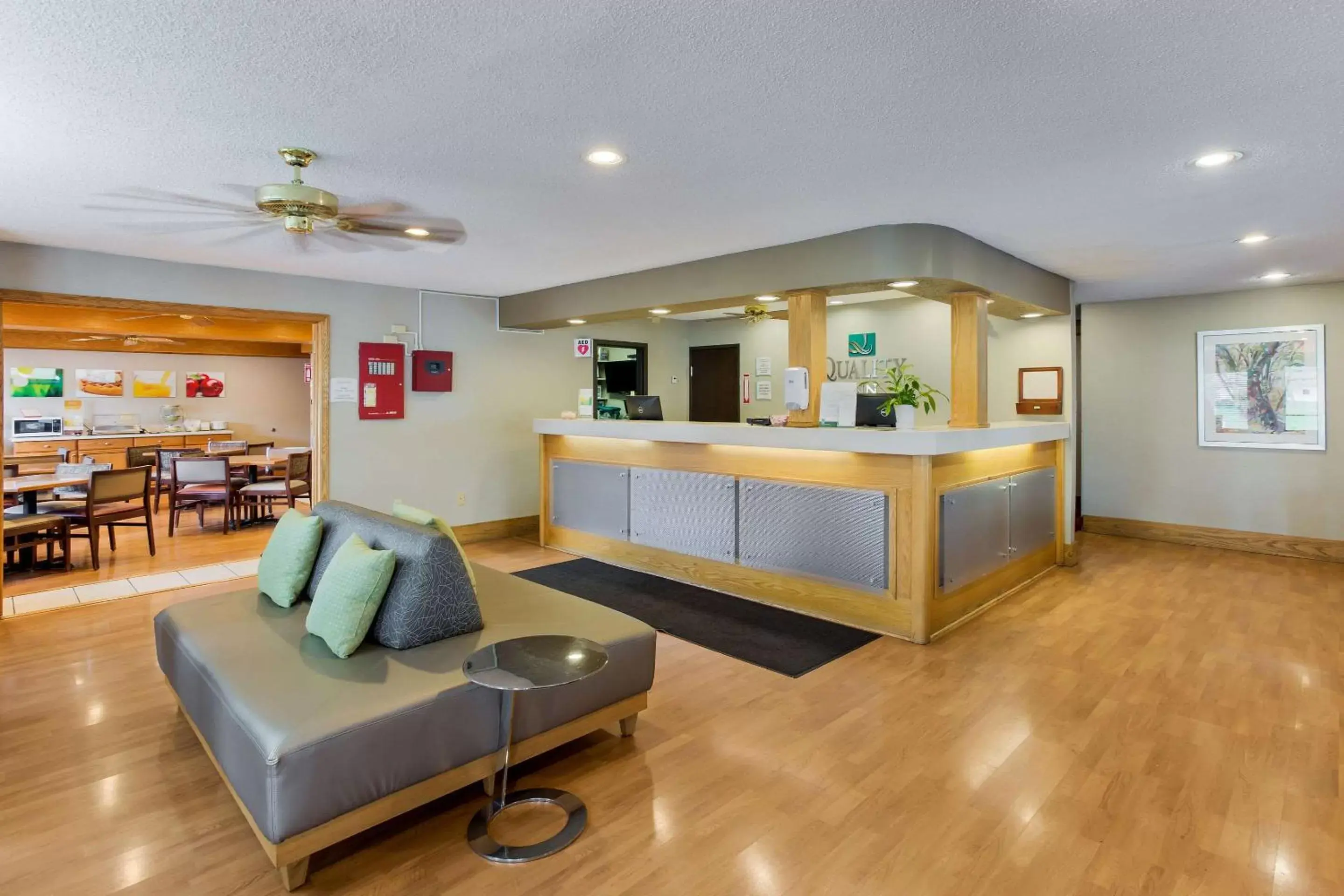 Lobby or reception in Quality Inn Lobby or reception in Quality Inn